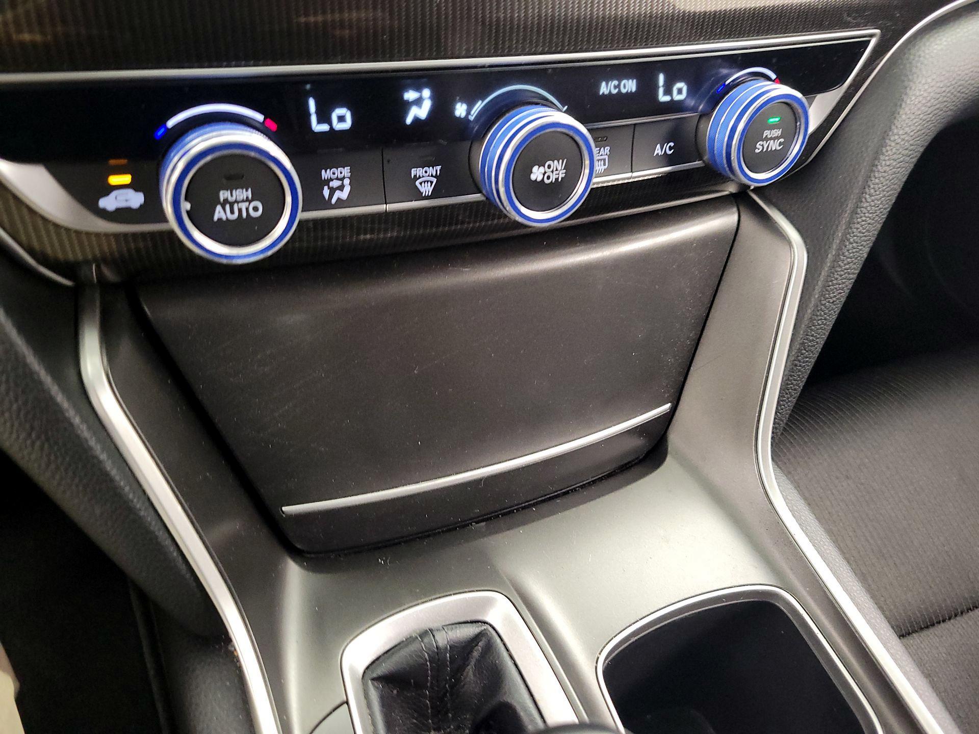 Thumbnail: 2021 Honda Accord - 16