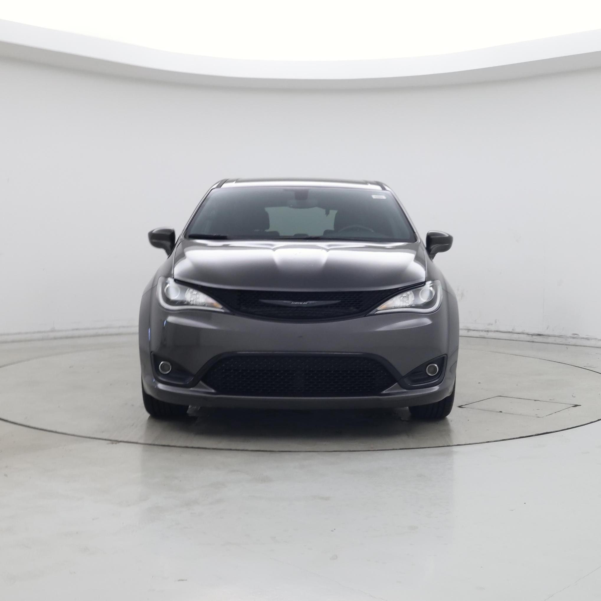 Thumbnail: 2020 Chrysler Pacifica - 5