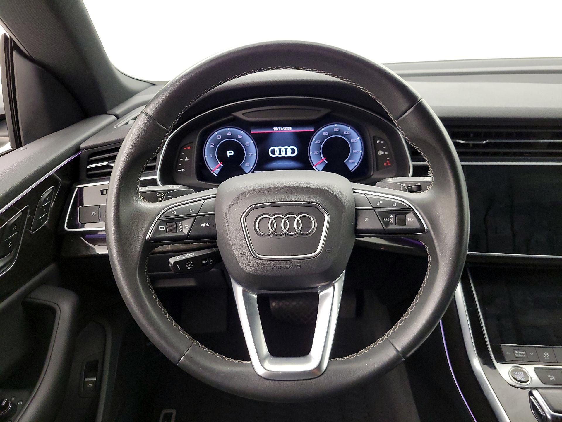 Thumbnail: 2021 Audi Q8 - 10