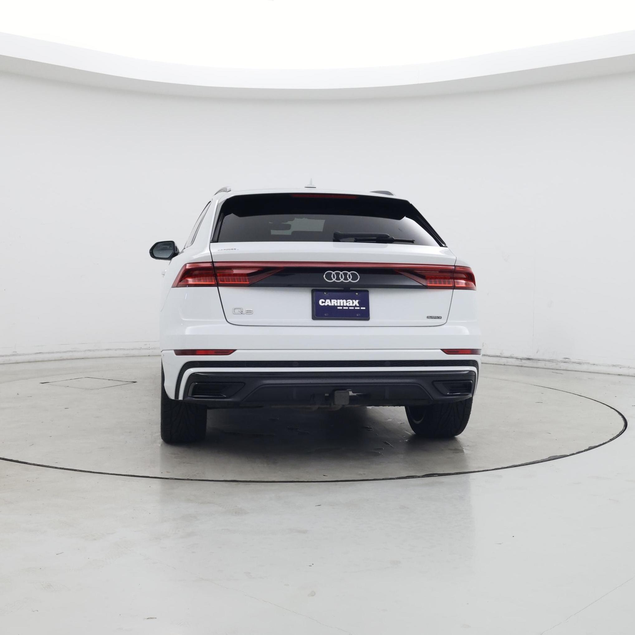 Thumbnail: 2021 Audi Q8 - 6