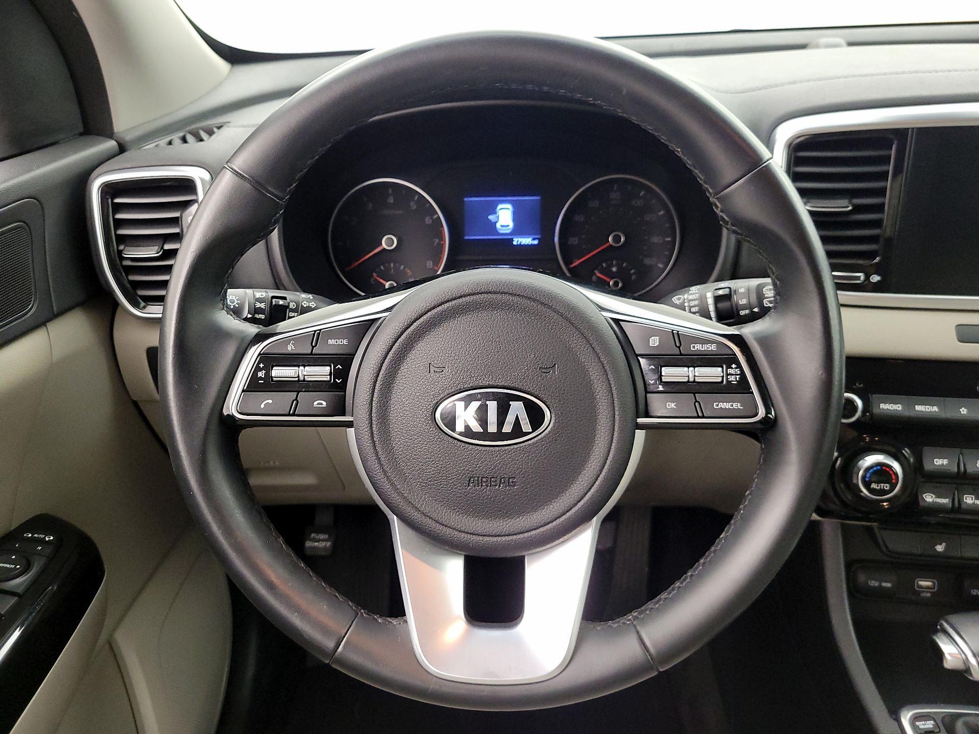Thumbnail: 2021 Kia Sportage - 10