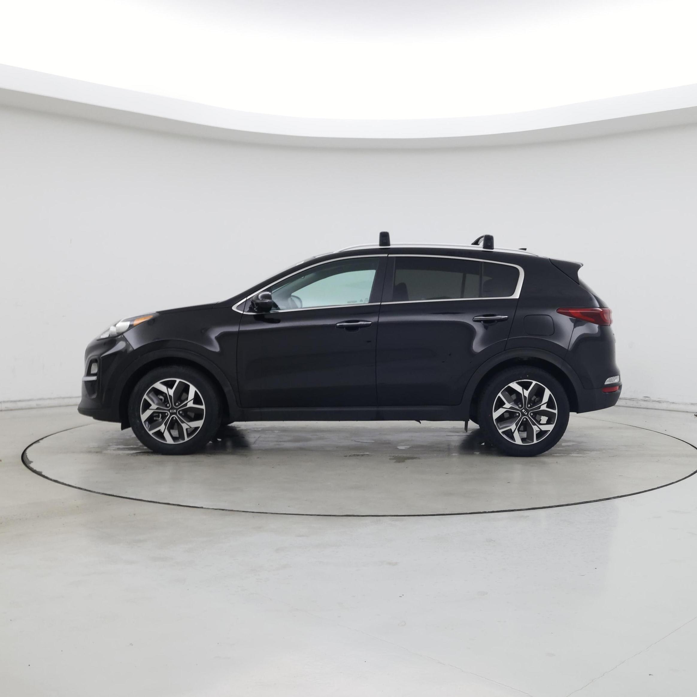 Thumbnail: 2021 Kia Sportage - 3