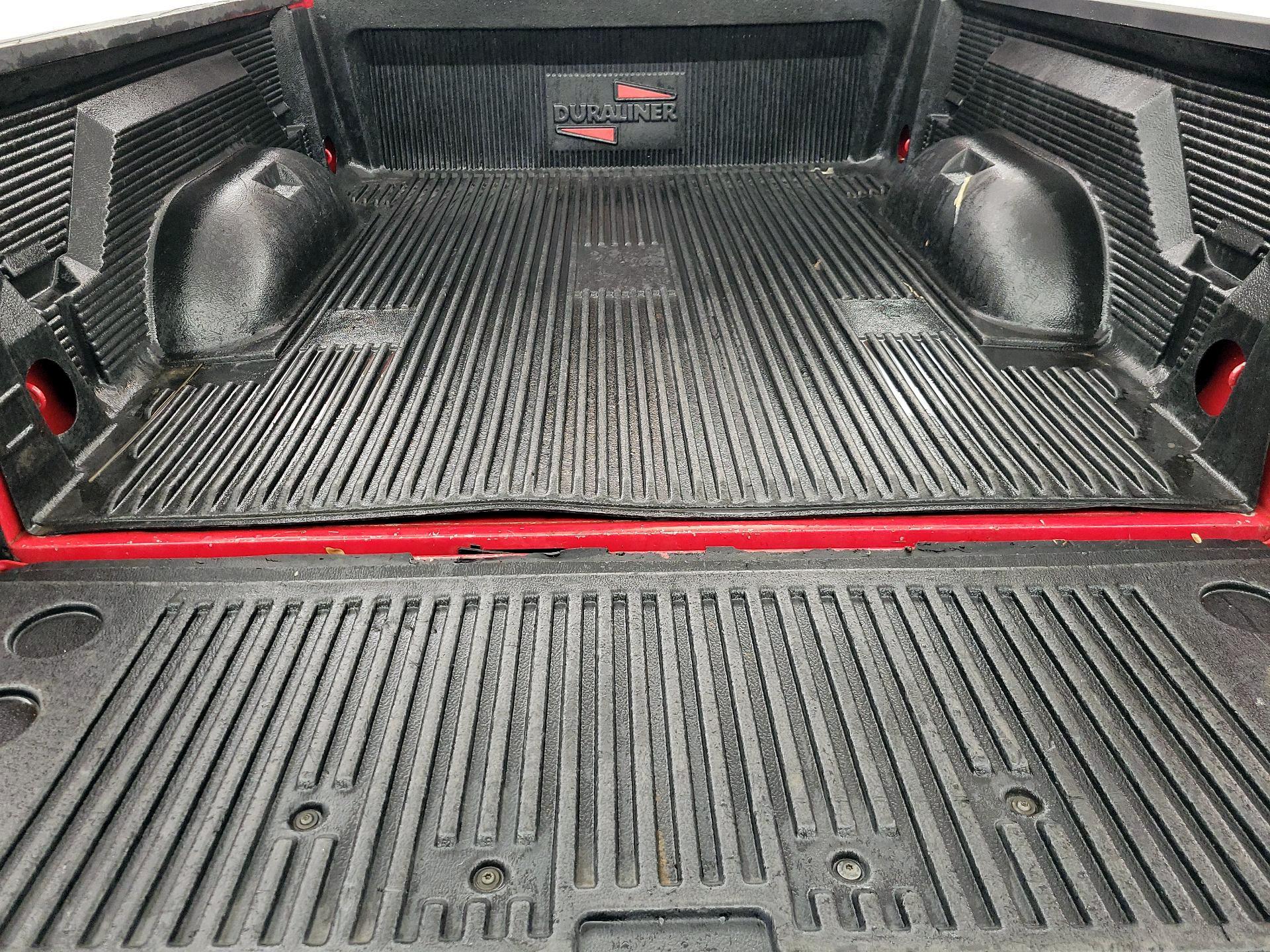 Thumbnail: 2019 RAM 1500 Classic - 20