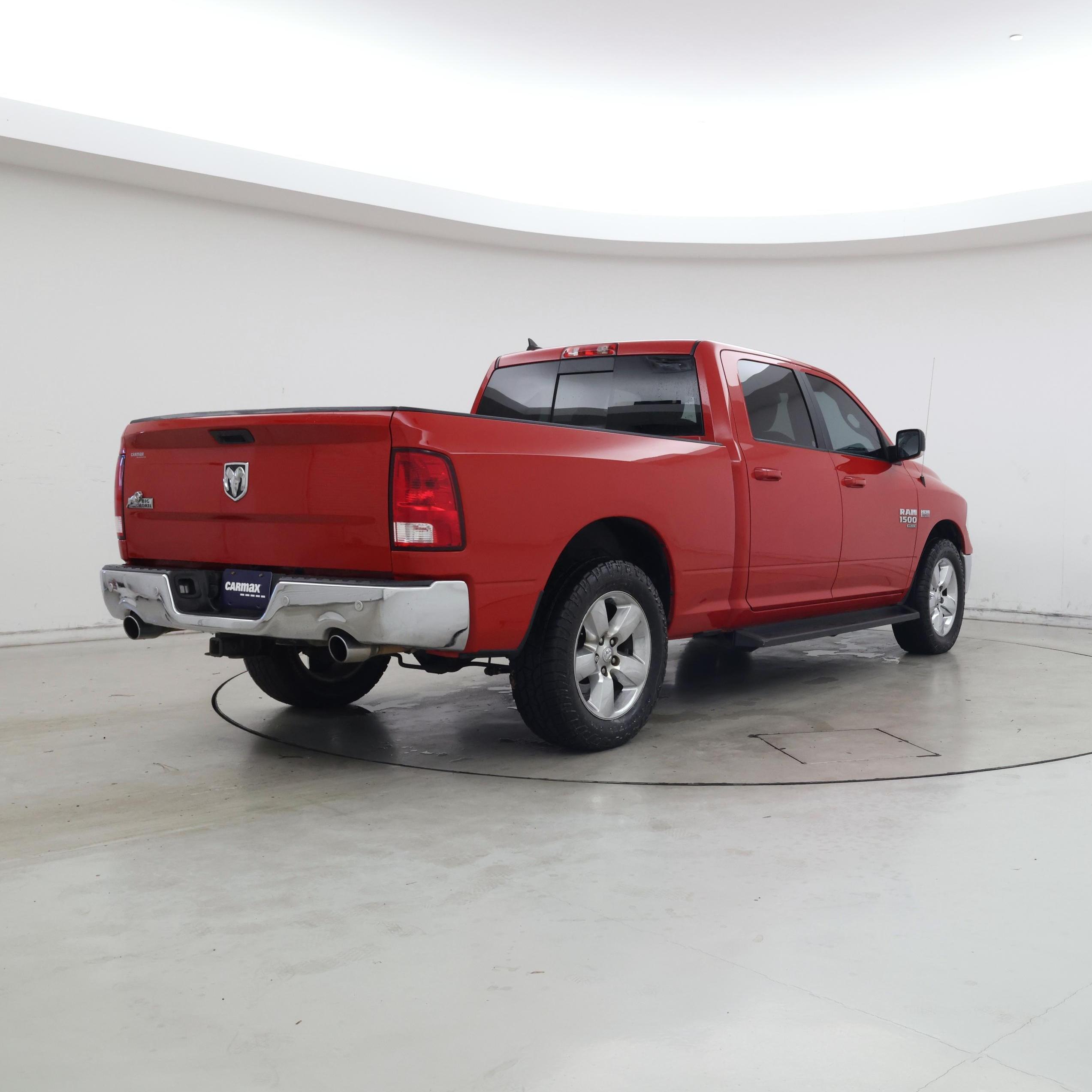 Thumbnail: 2019 RAM 1500 Classic - 8
