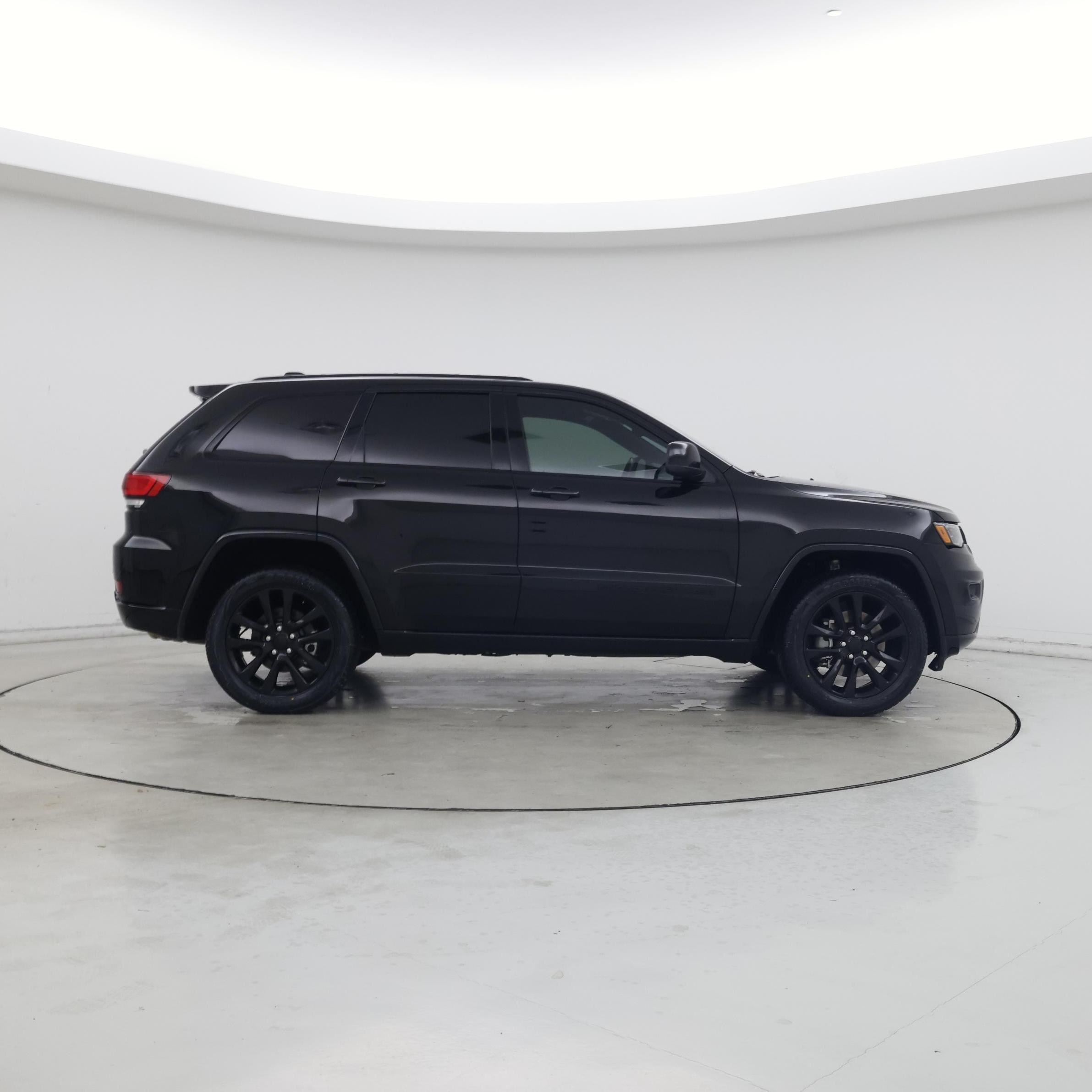 Thumbnail: 2021 Jeep Grand Cherokee - 7