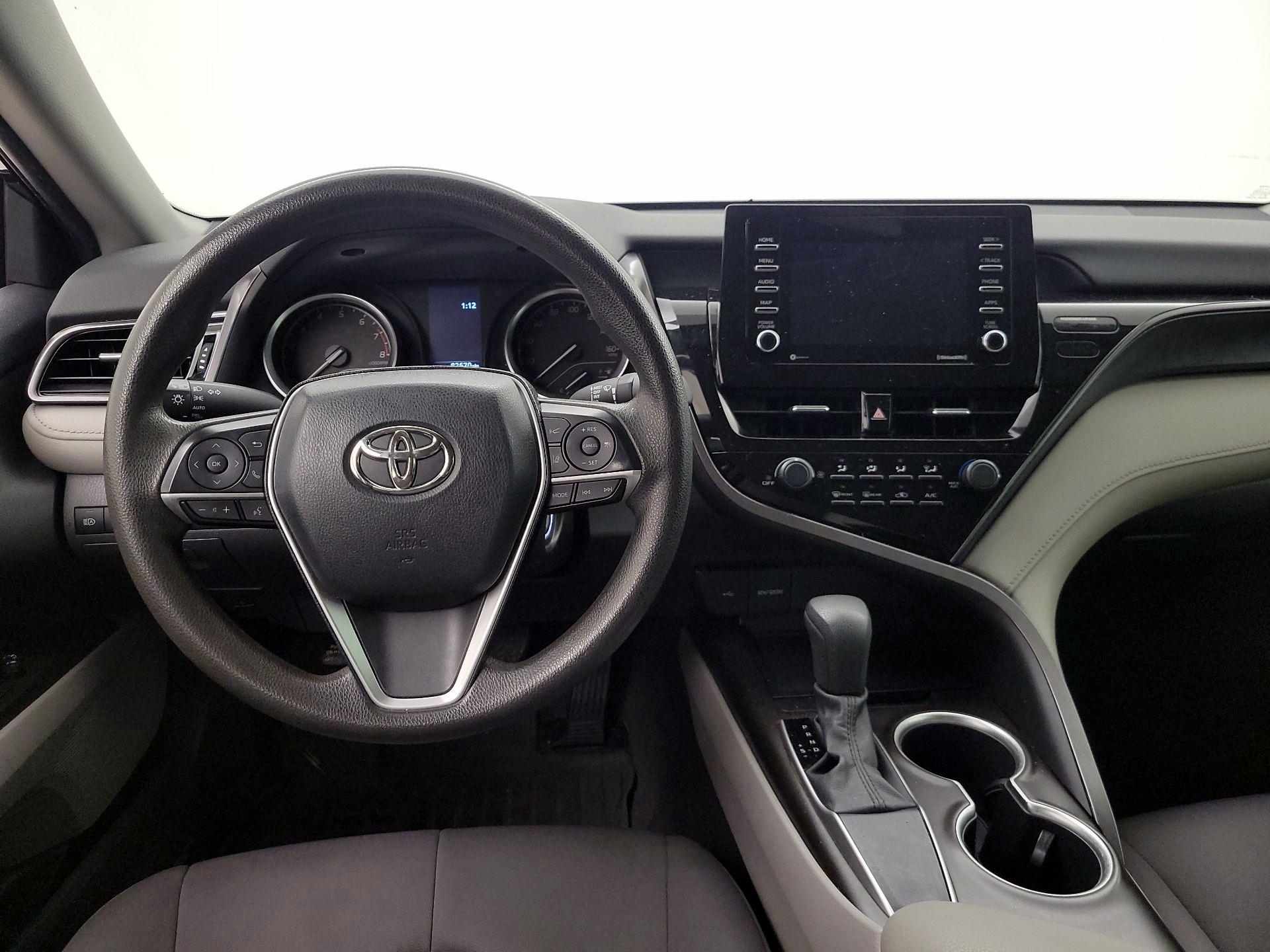 Thumbnail: 2021 Toyota Camry - 10