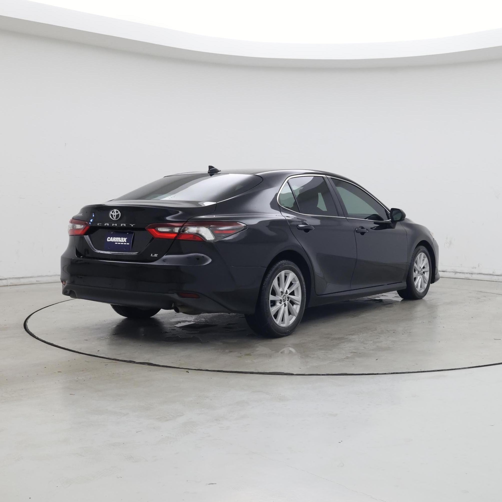 Thumbnail: 2021 Toyota Camry - 8
