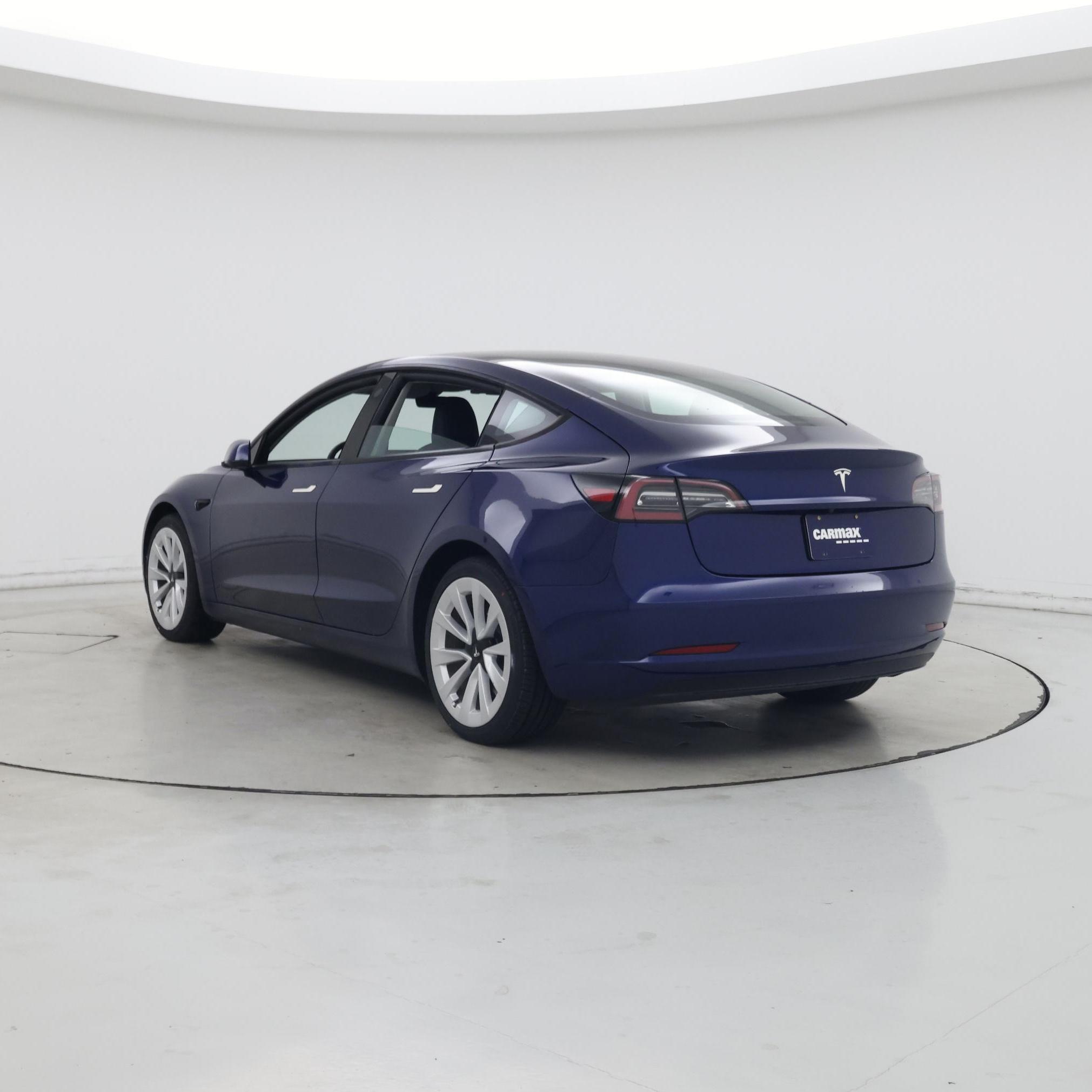 Thumbnail: 2023 Tesla Model 3 - 2