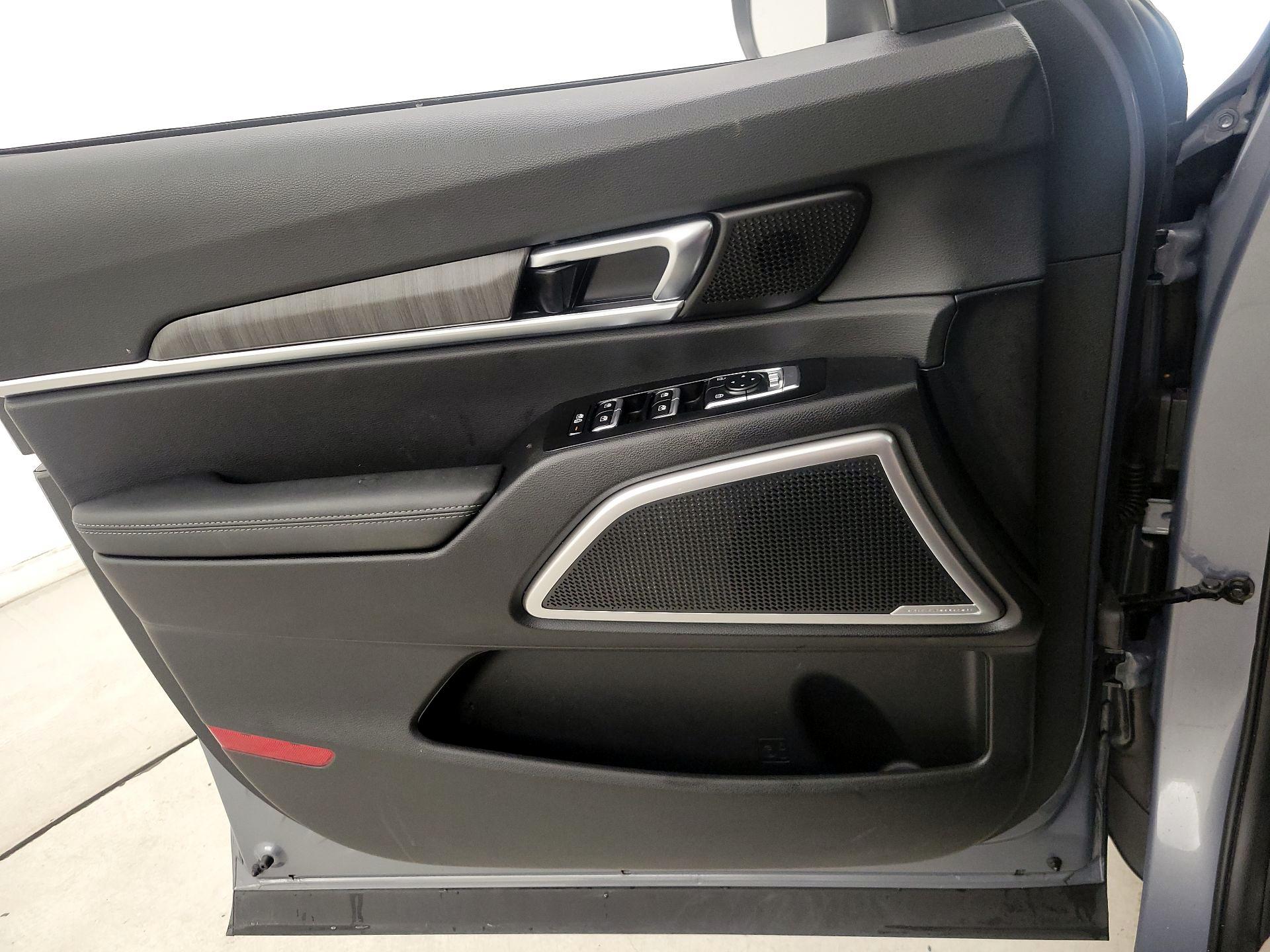 Thumbnail: 2024 Kia Telluride - 12