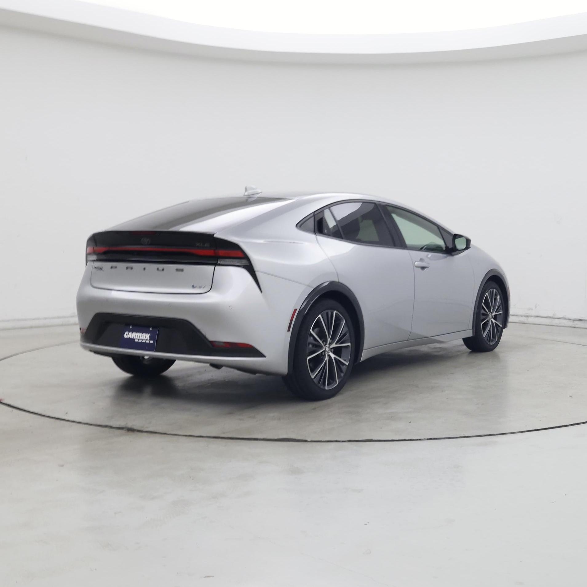 Thumbnail: 2023 Toyota Prius - 8