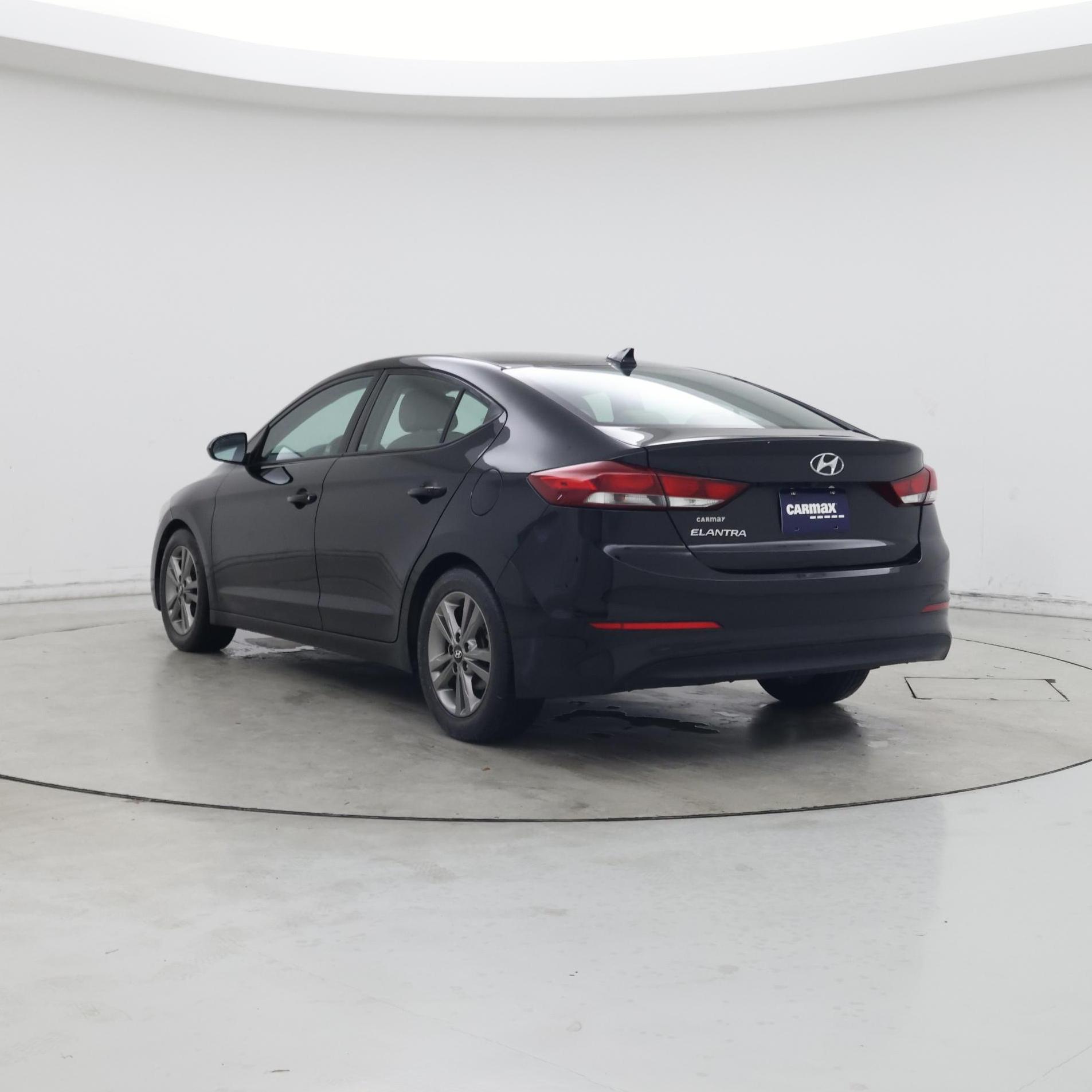 Thumbnail: 2018 Hyundai Elantra - 2