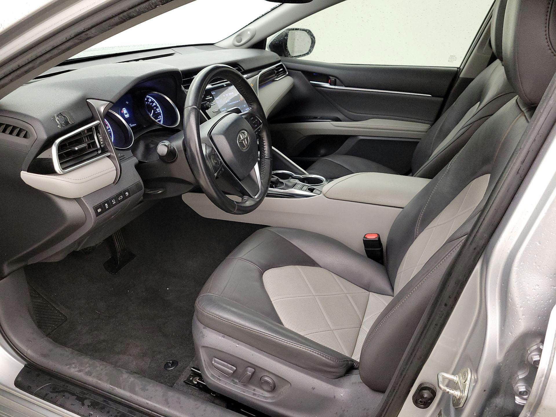 Thumbnail: 2018 Toyota Camry - 11