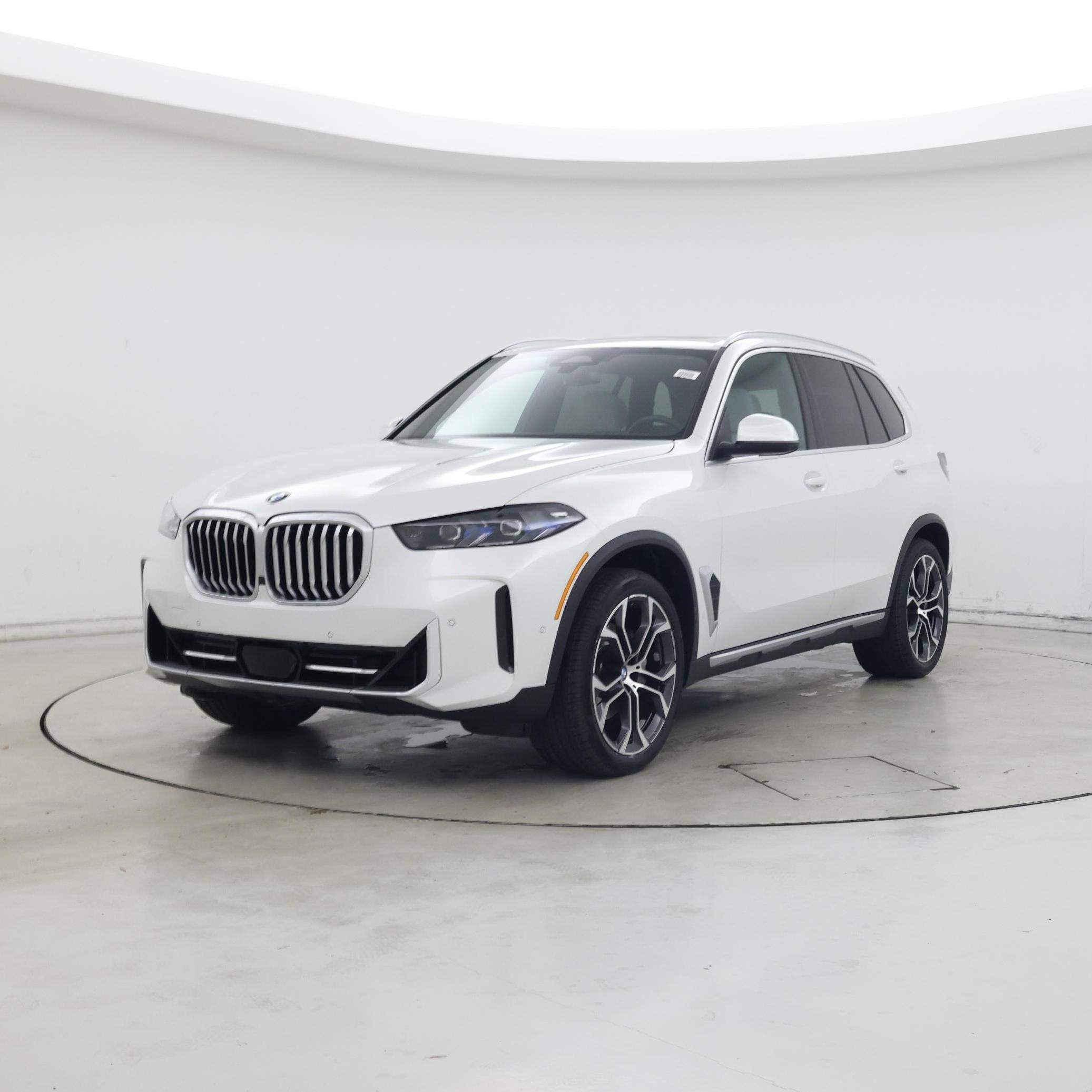 Thumbnail: 2024 BMW X5 - 4