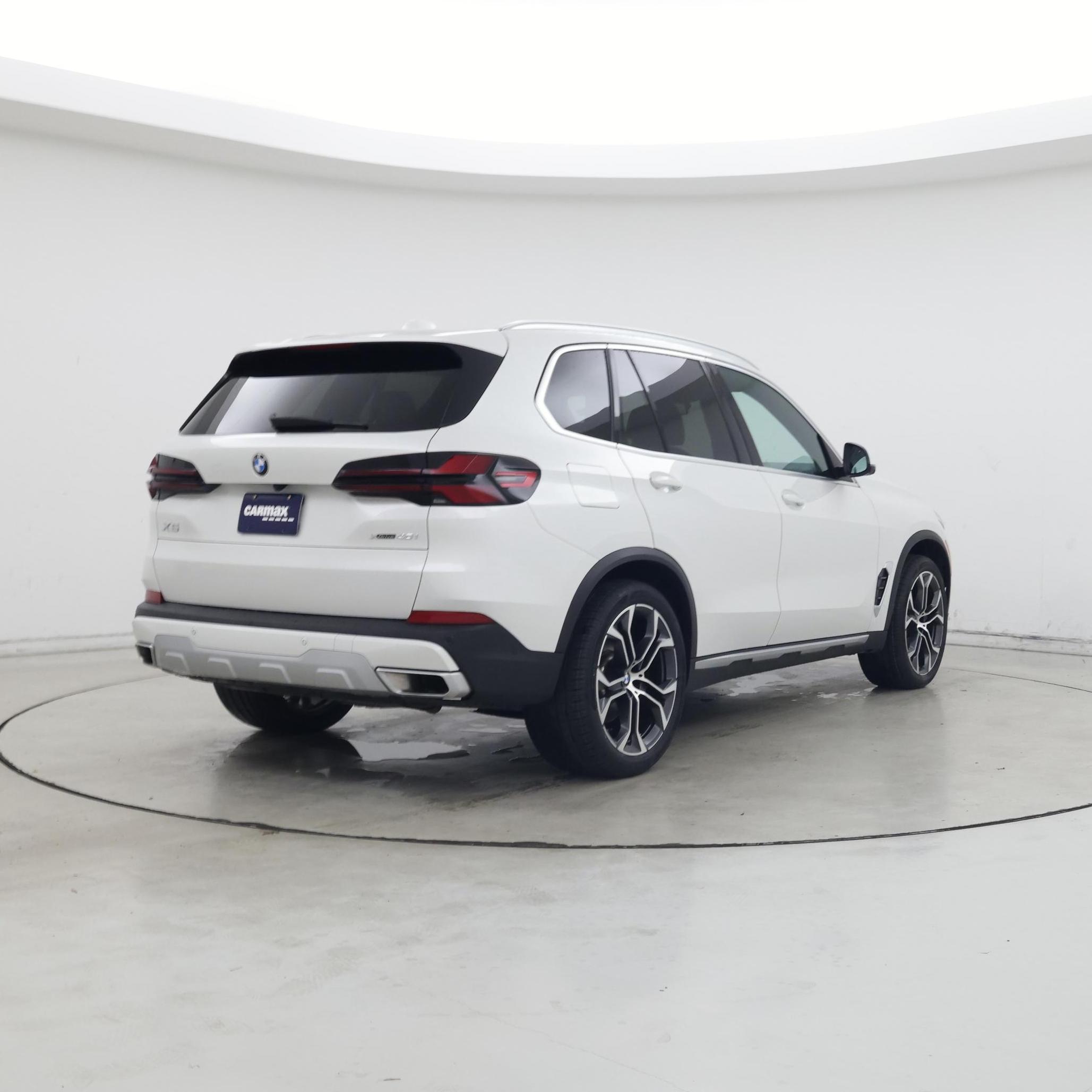 Thumbnail: 2024 BMW X5 - 8