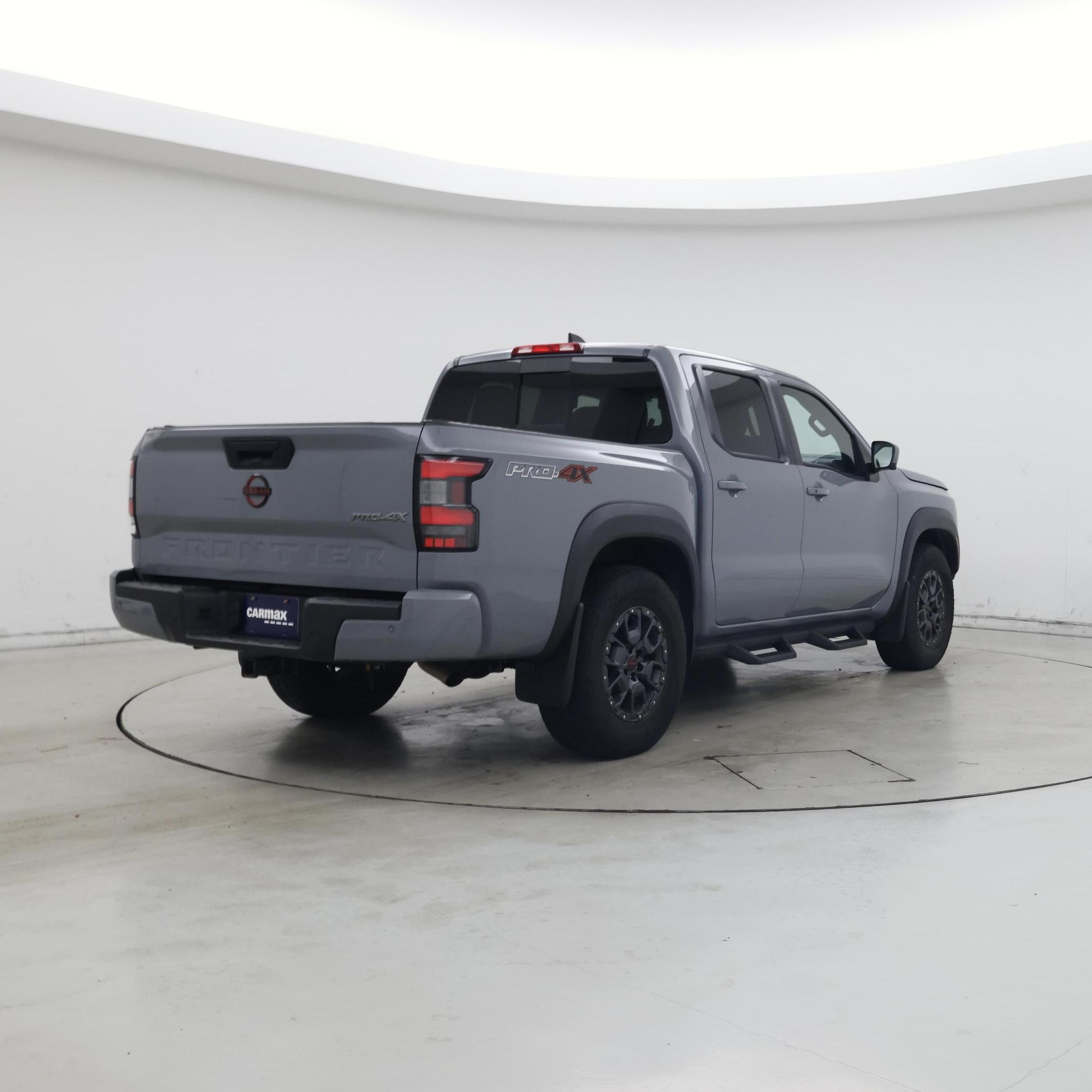 Thumbnail: 2023 Nissan Frontier - 8