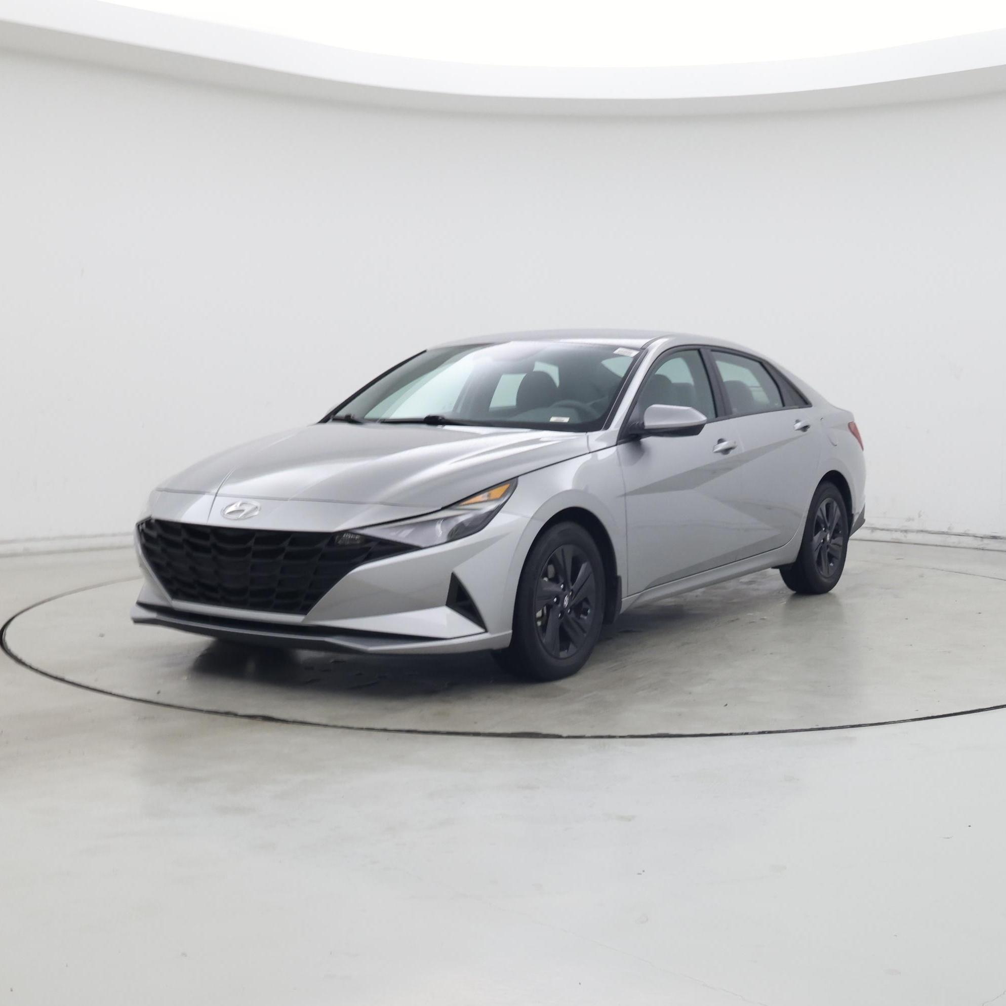 Thumbnail: 2023 Hyundai Elantra - 4