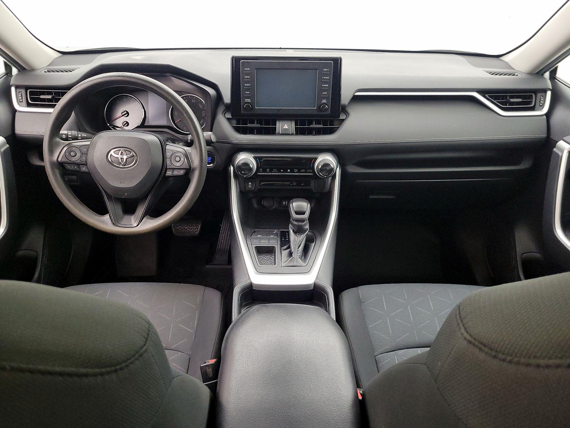 Thumbnail: 2019 Toyota RAV4 - 9