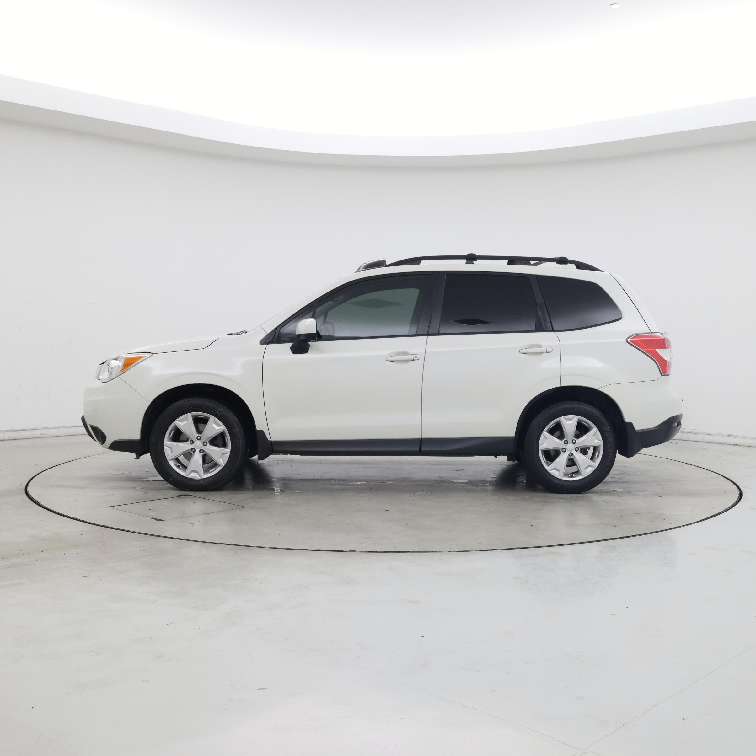 Thumbnail: 2016 Subaru Forester - 3