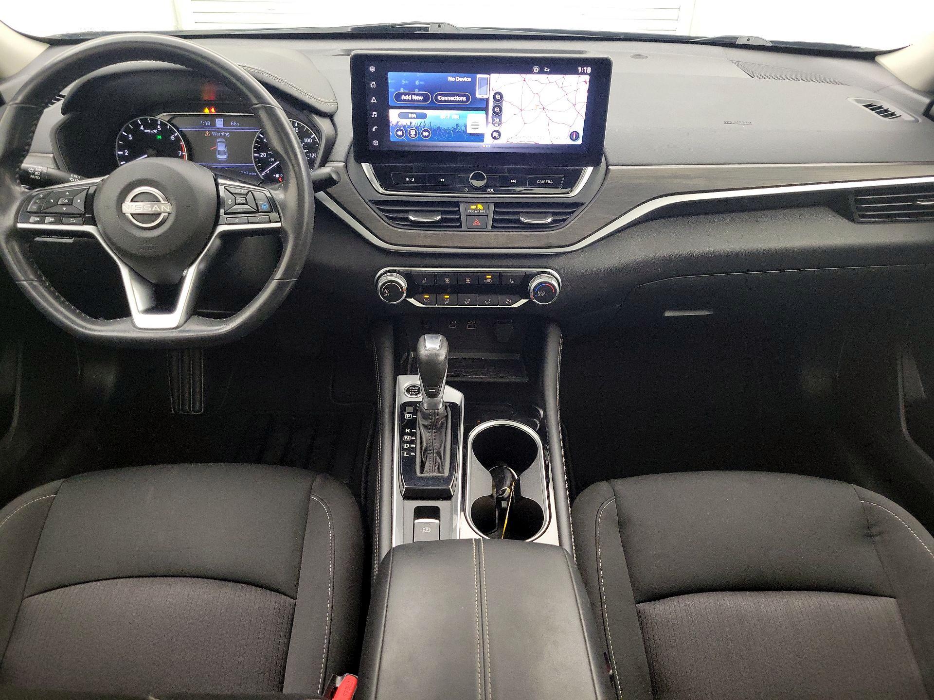 Thumbnail: 2023 Nissan Altima - 9