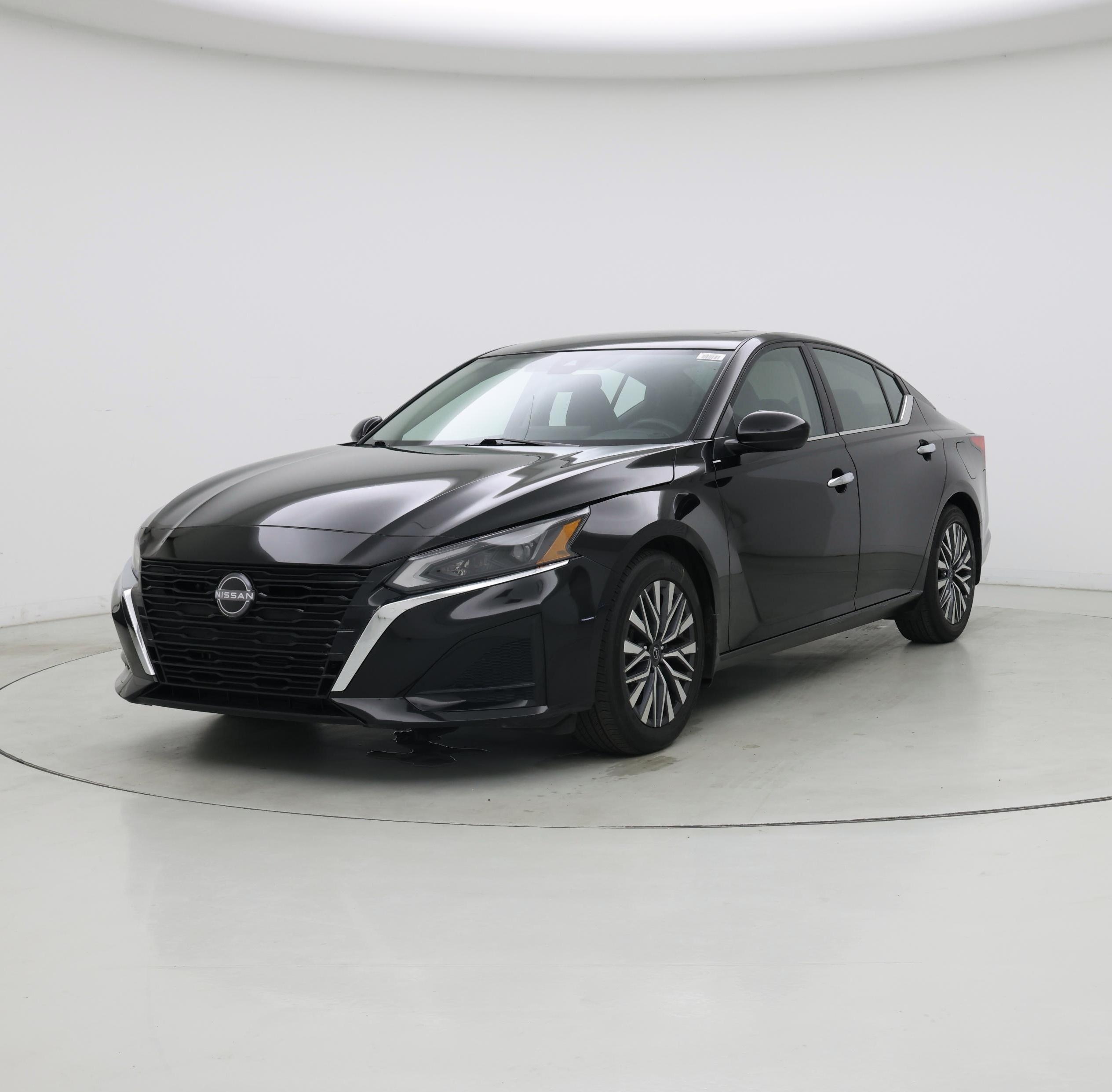 Thumbnail: 2023 Nissan Altima - 4