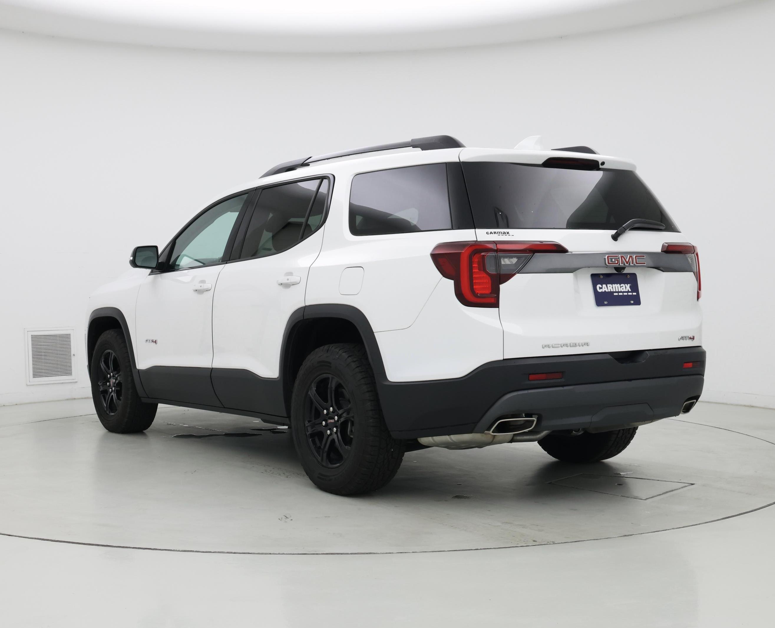 Thumbnail: 2023 GMC Acadia - 2