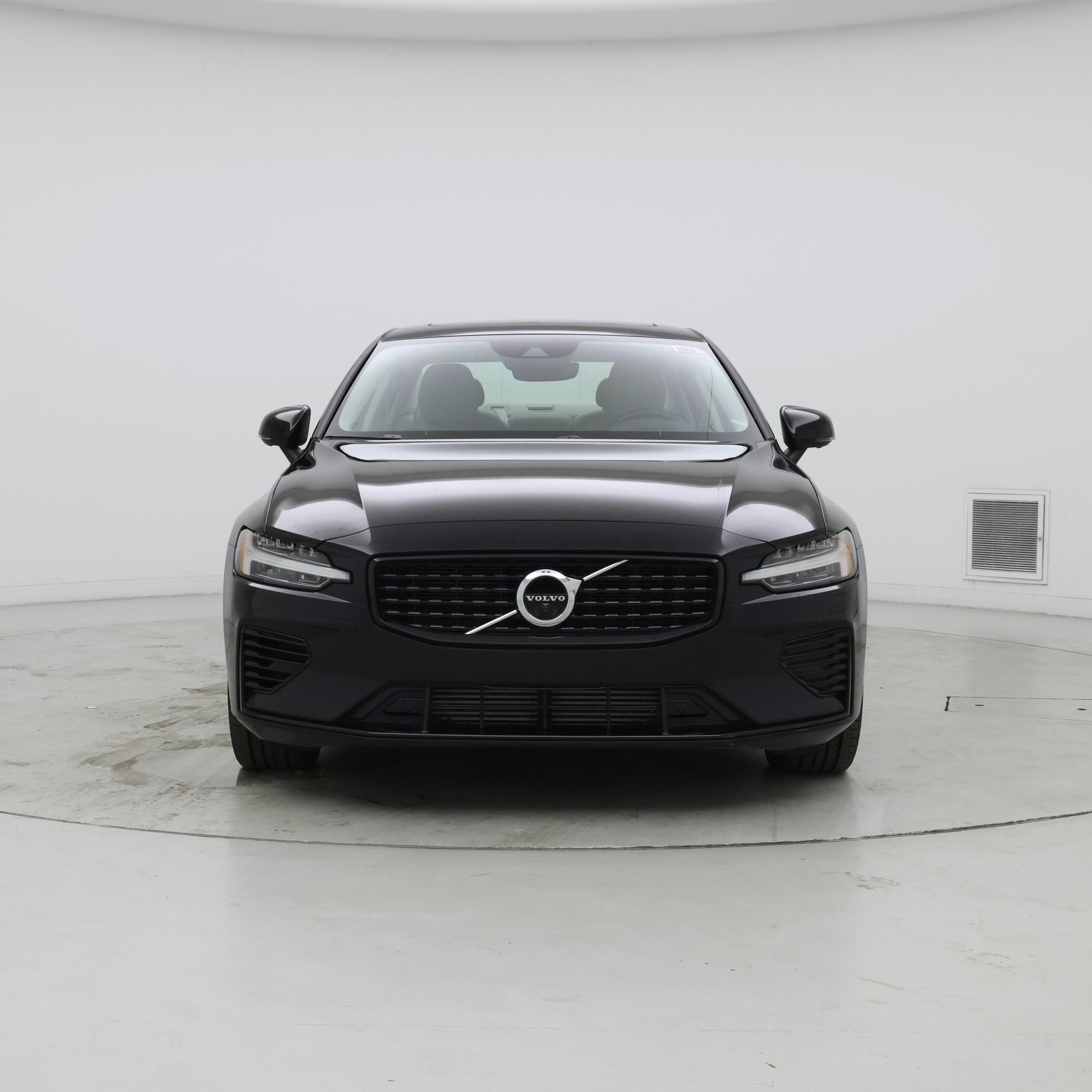 Thumbnail: 2022 Volvo S60 - 5