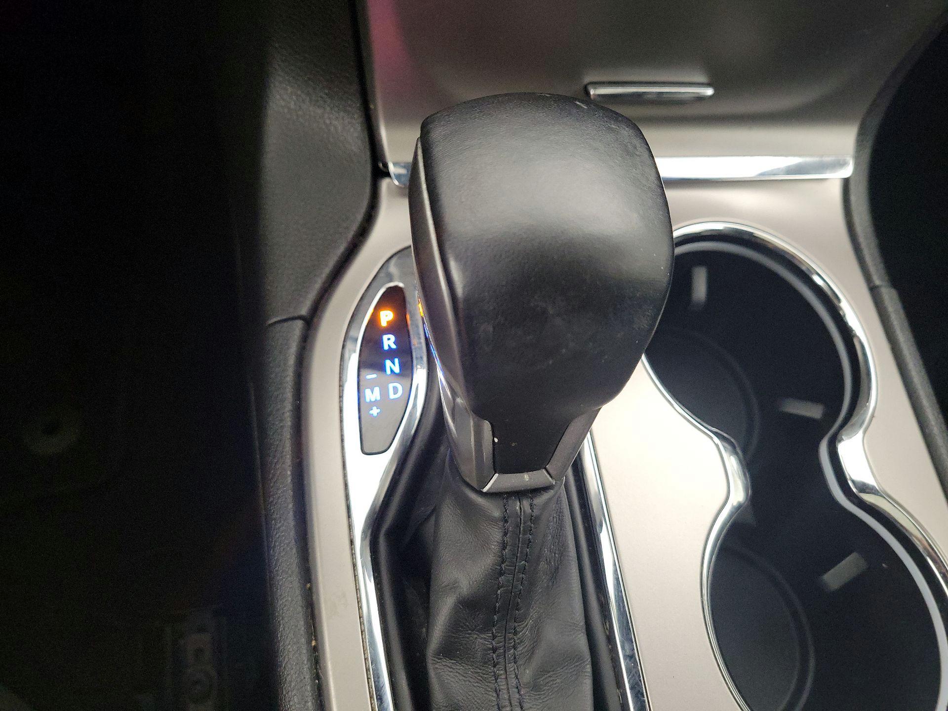 Thumbnail: 2021 Jeep Grand Cherokee - 17