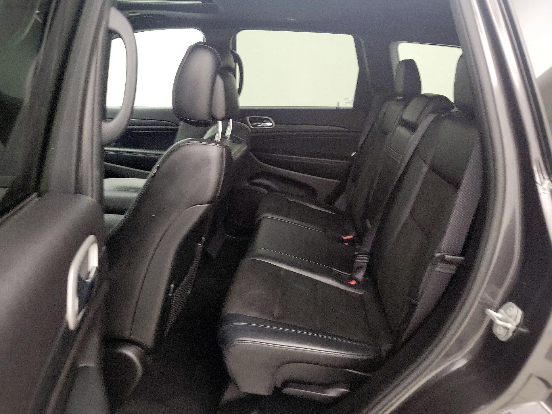 Thumbnail: 2021 Jeep Grand Cherokee - 20