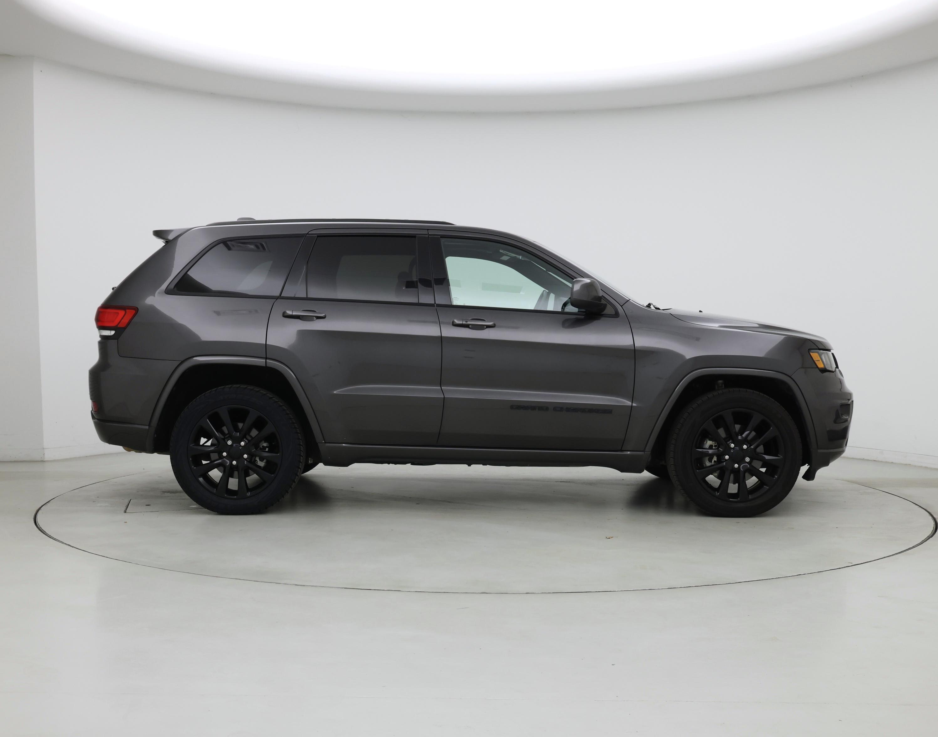 Thumbnail: 2021 Jeep Grand Cherokee - 7