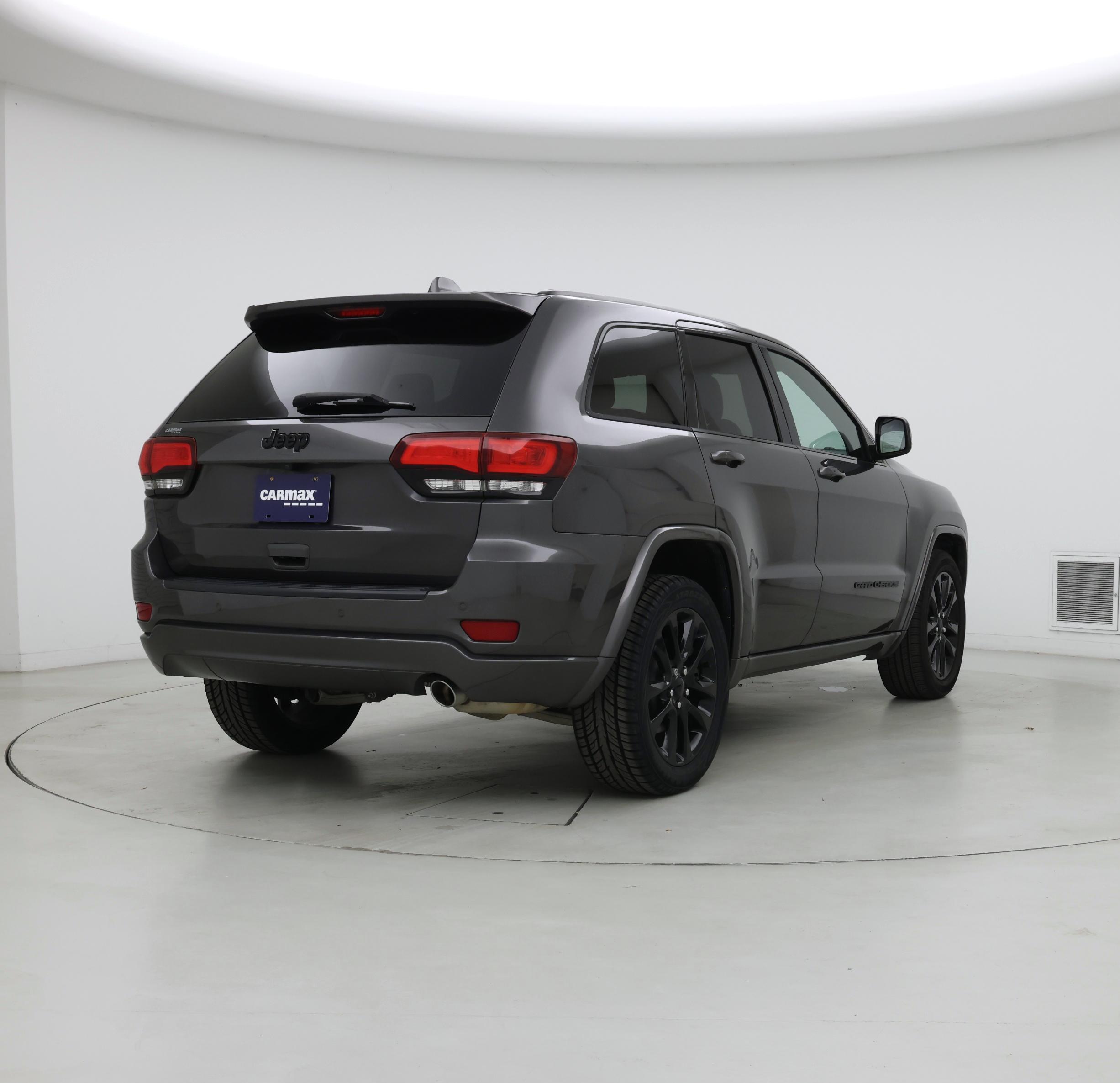 Thumbnail: 2021 Jeep Grand Cherokee - 8