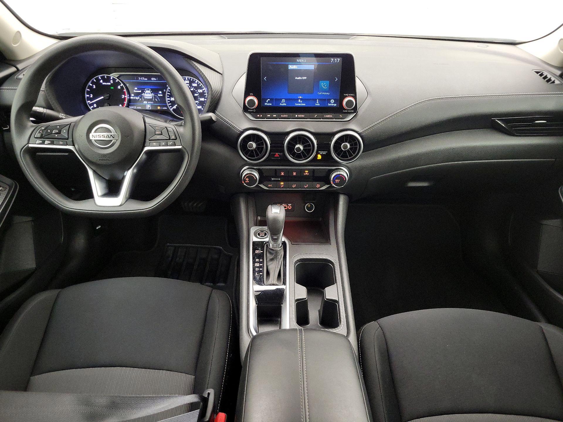 Thumbnail: 2023 Nissan Sentra - 9