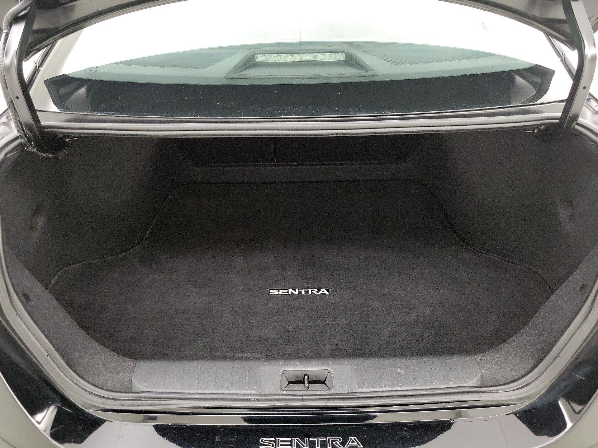 Thumbnail: 2023 Nissan Sentra - 20