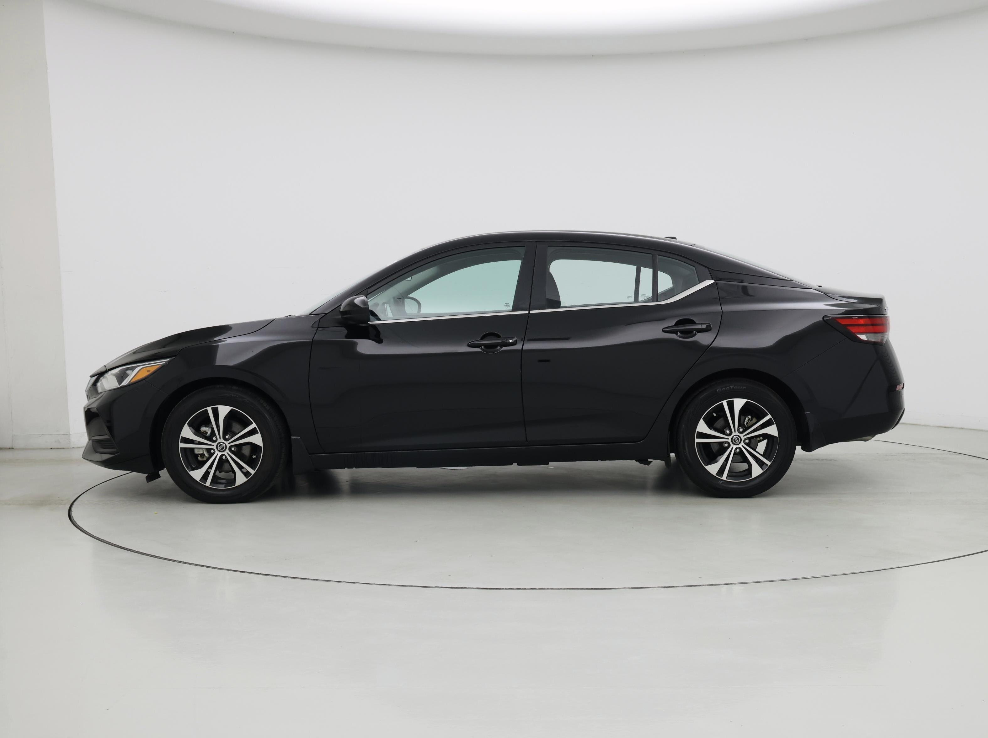 Thumbnail: 2023 Nissan Sentra - 3