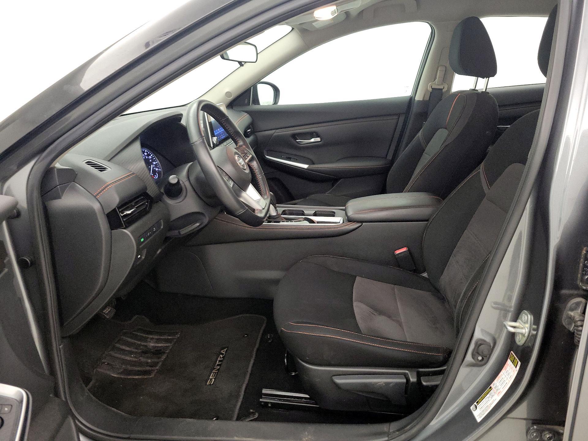 Thumbnail: 2022 Nissan Sentra - 11