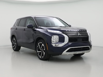 2023 Mitsubishi Outlander SE