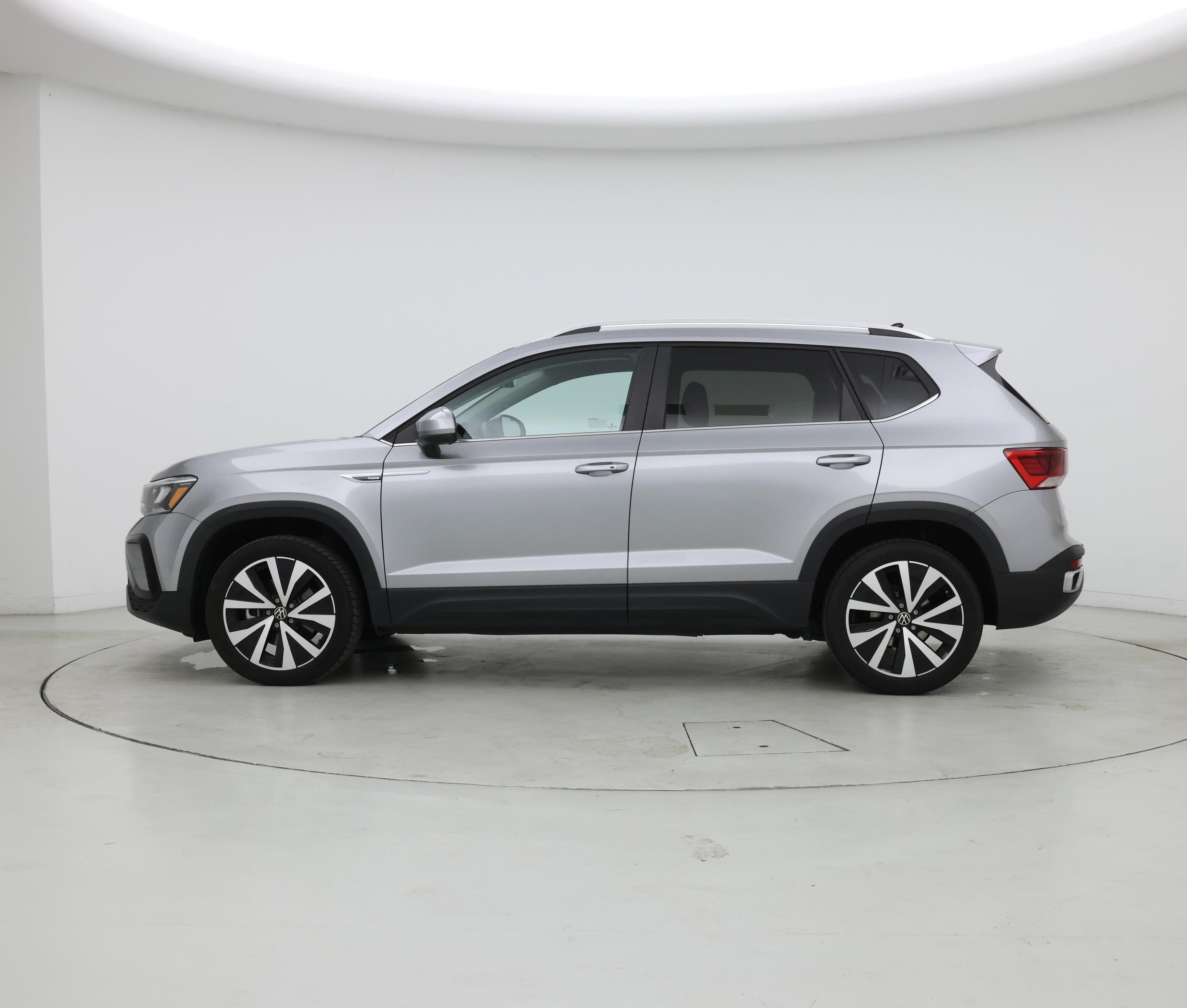 Thumbnail: 2022 Volkswagen Taos - 3