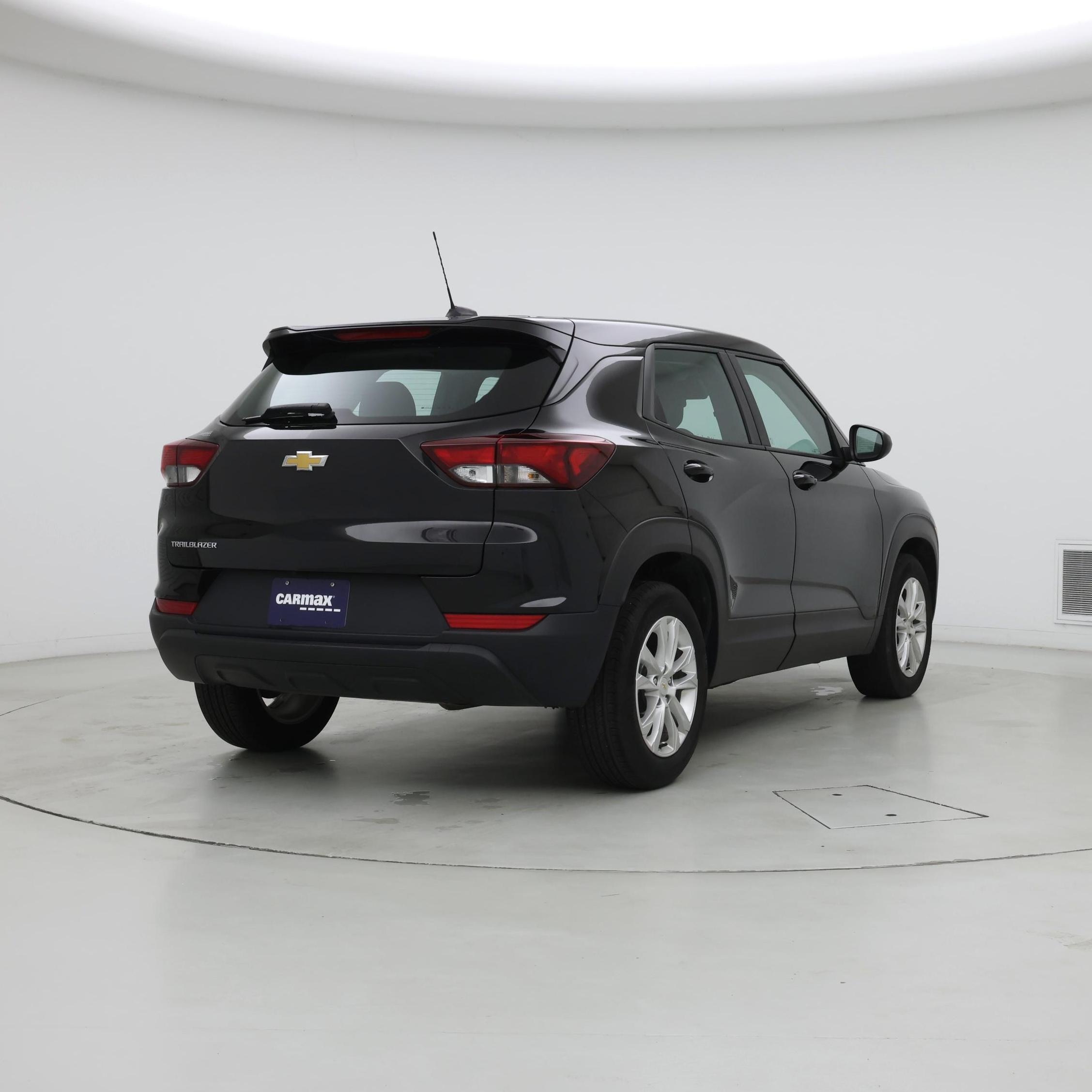 Thumbnail: 2023 Chevrolet TrailBlazer - 8