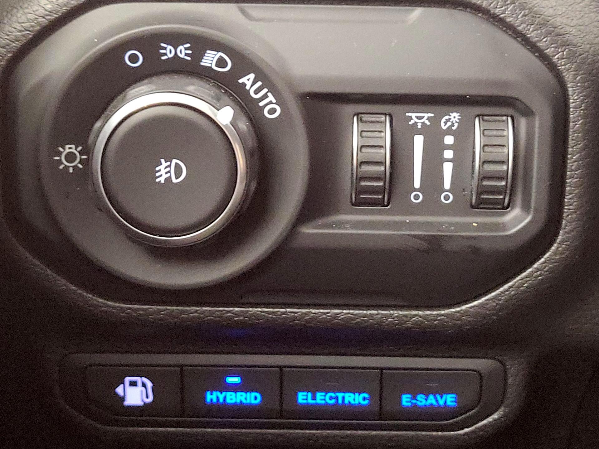 Thumbnail: 2022 Jeep Wrangler - 13