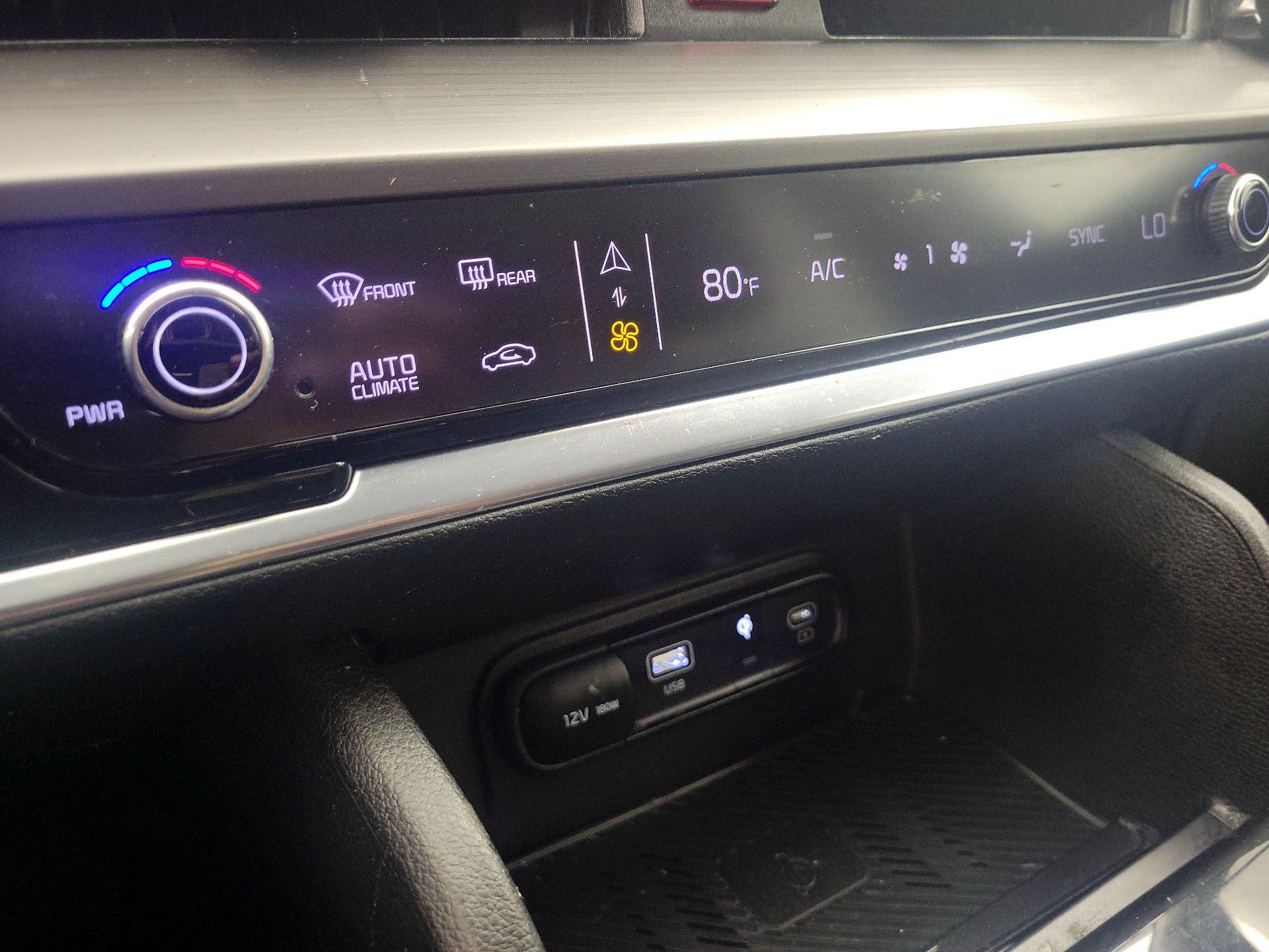 Thumbnail: 2023 Kia Sportage - 17