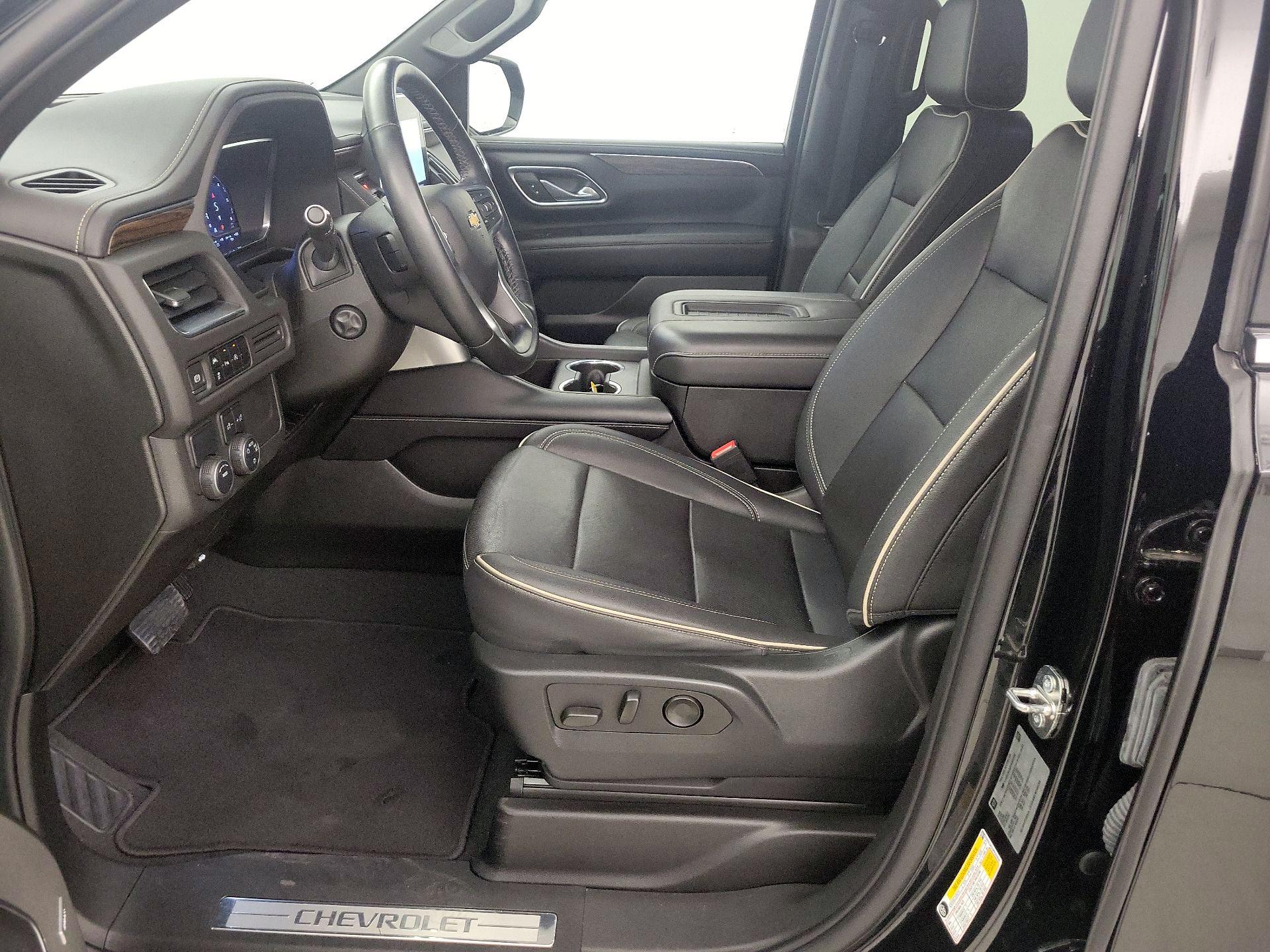 Thumbnail: 2023 Chevrolet Tahoe - 11