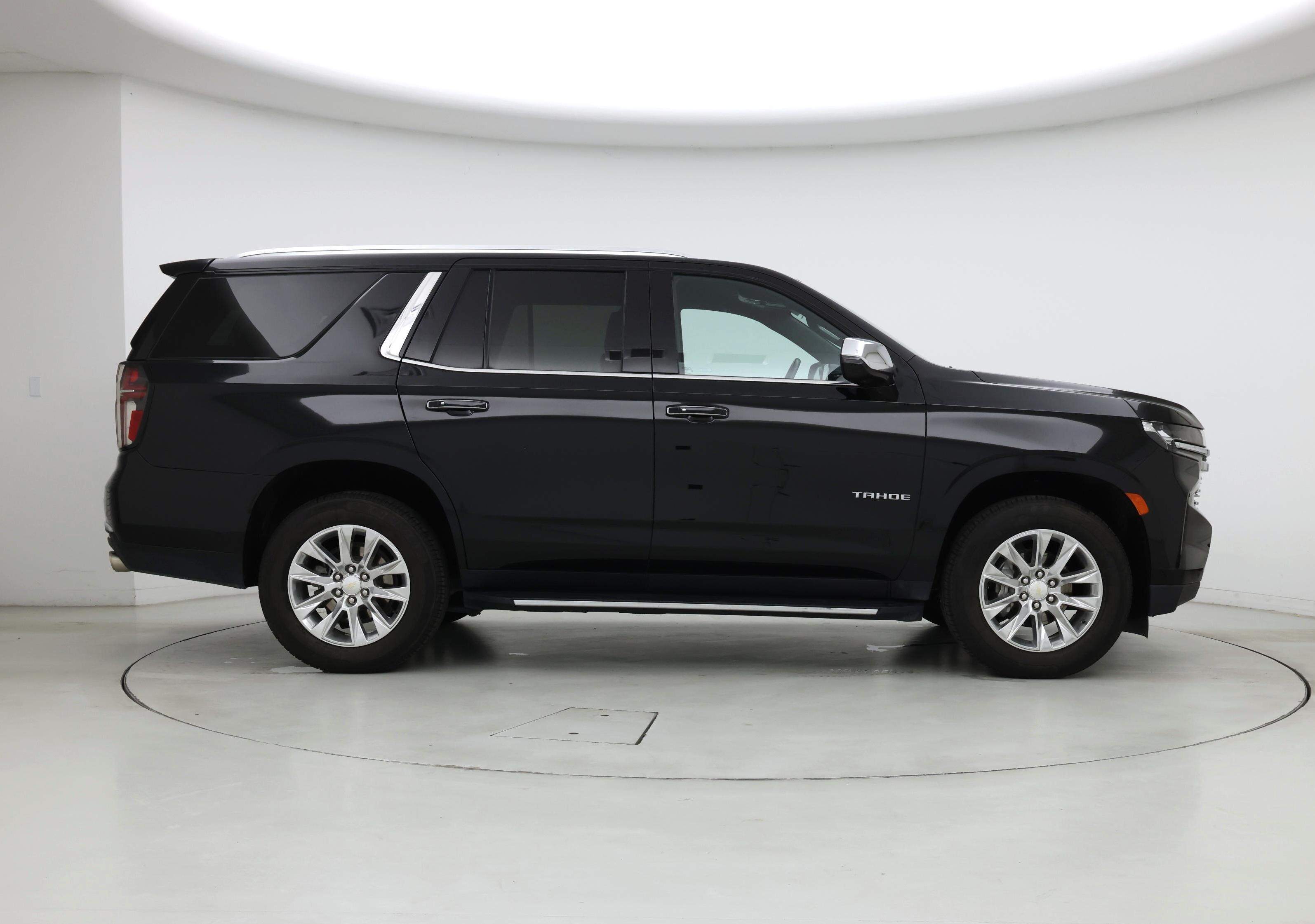 Thumbnail: 2023 Chevrolet Tahoe - 7