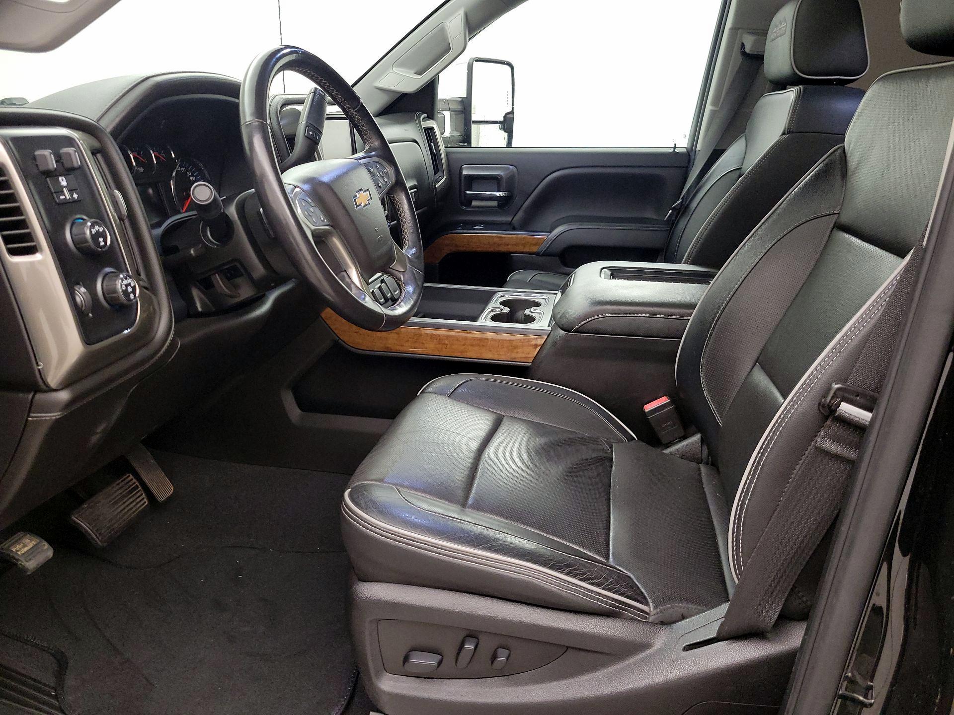 Thumbnail: 2019 Chevrolet Silverado 2500 - 11