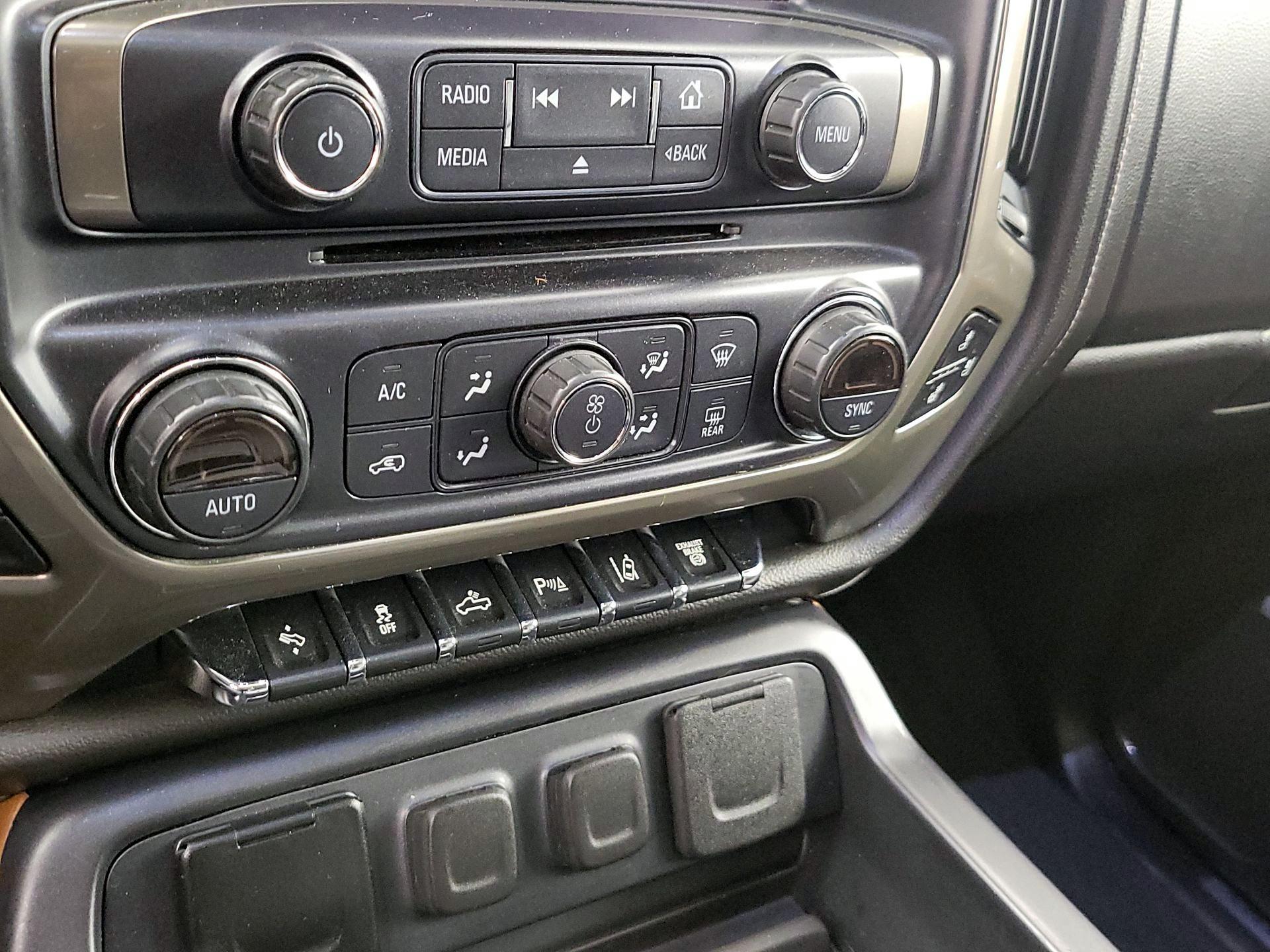 Thumbnail: 2019 Chevrolet Silverado 2500 - 17