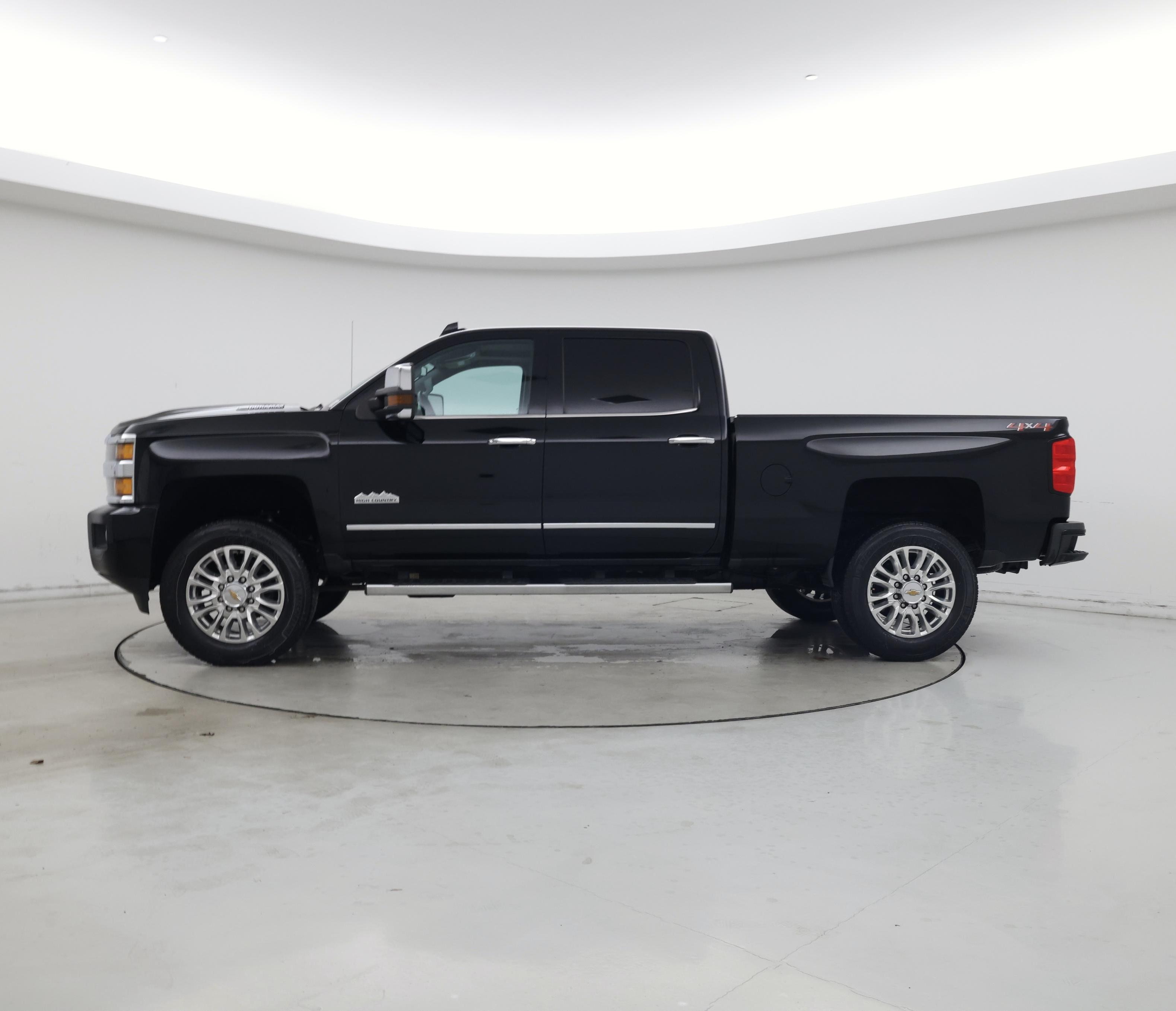 Thumbnail: 2019 Chevrolet Silverado 2500 - 3
