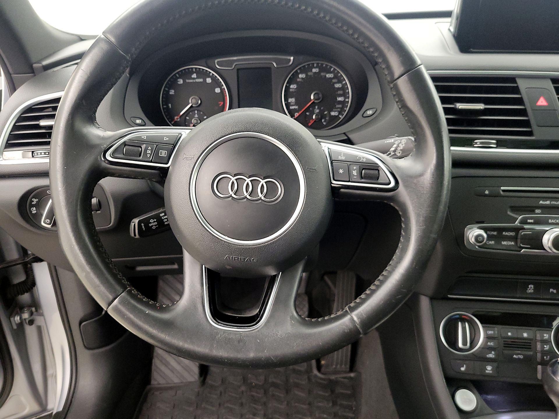 Thumbnail: 2018 Audi Q3 - 10