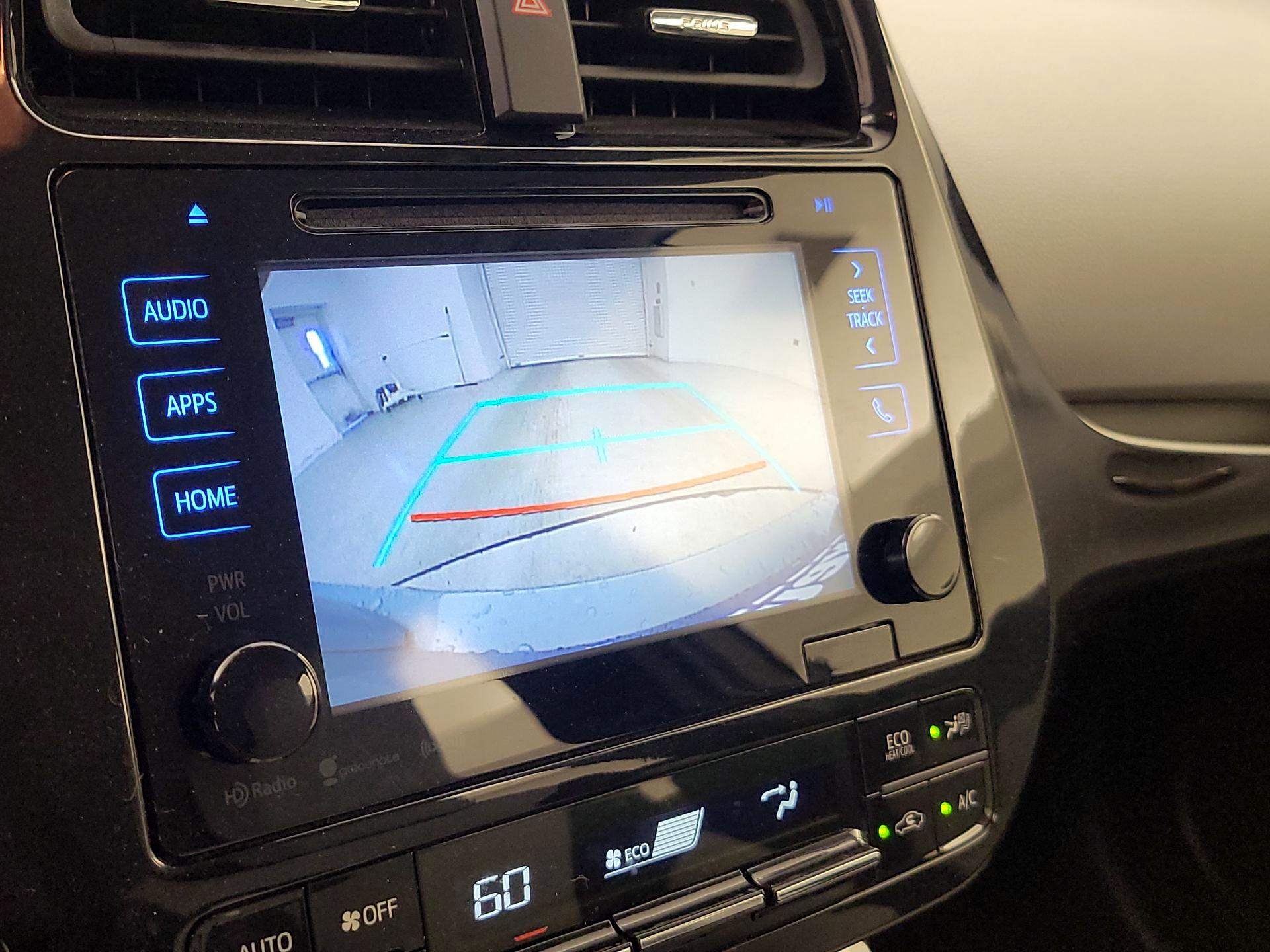 Thumbnail: 2016 Toyota Prius - 15
