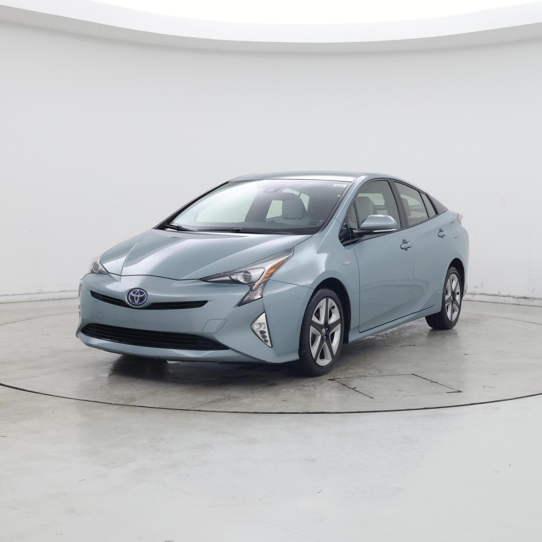 Thumbnail: 2016 Toyota Prius - 4