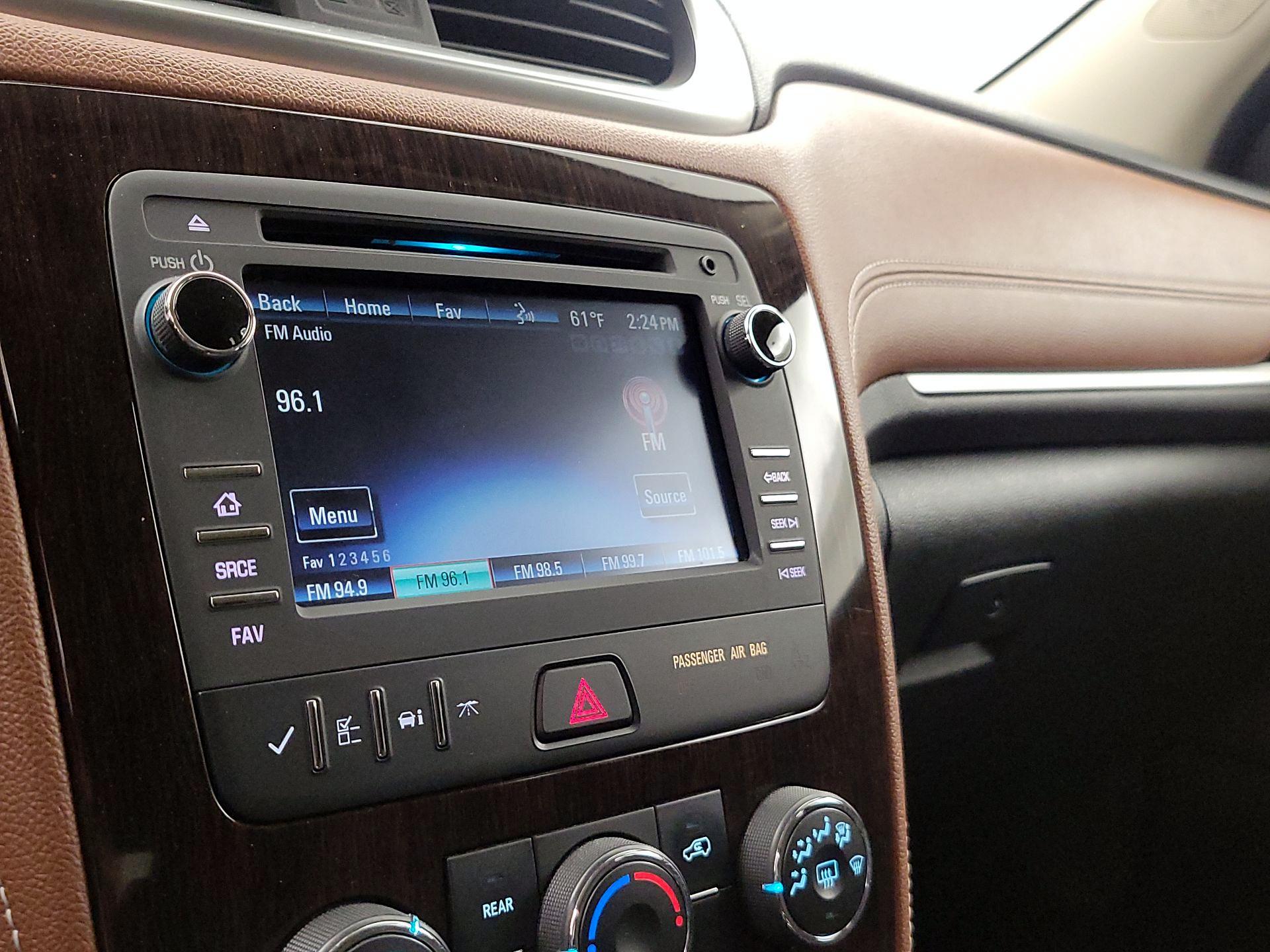 Thumbnail: 2017 Chevrolet Traverse - 15