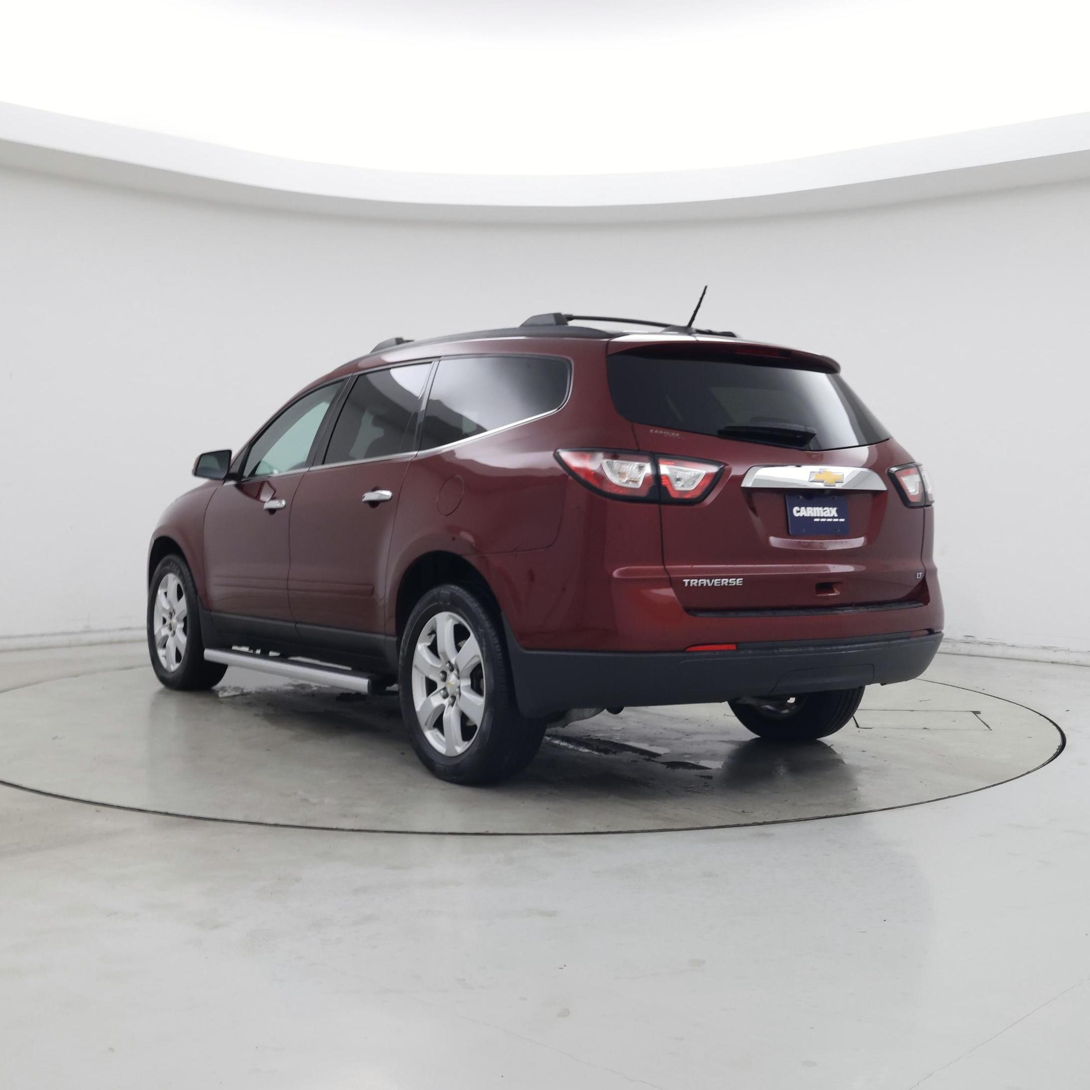 Thumbnail: 2017 Chevrolet Traverse - 2