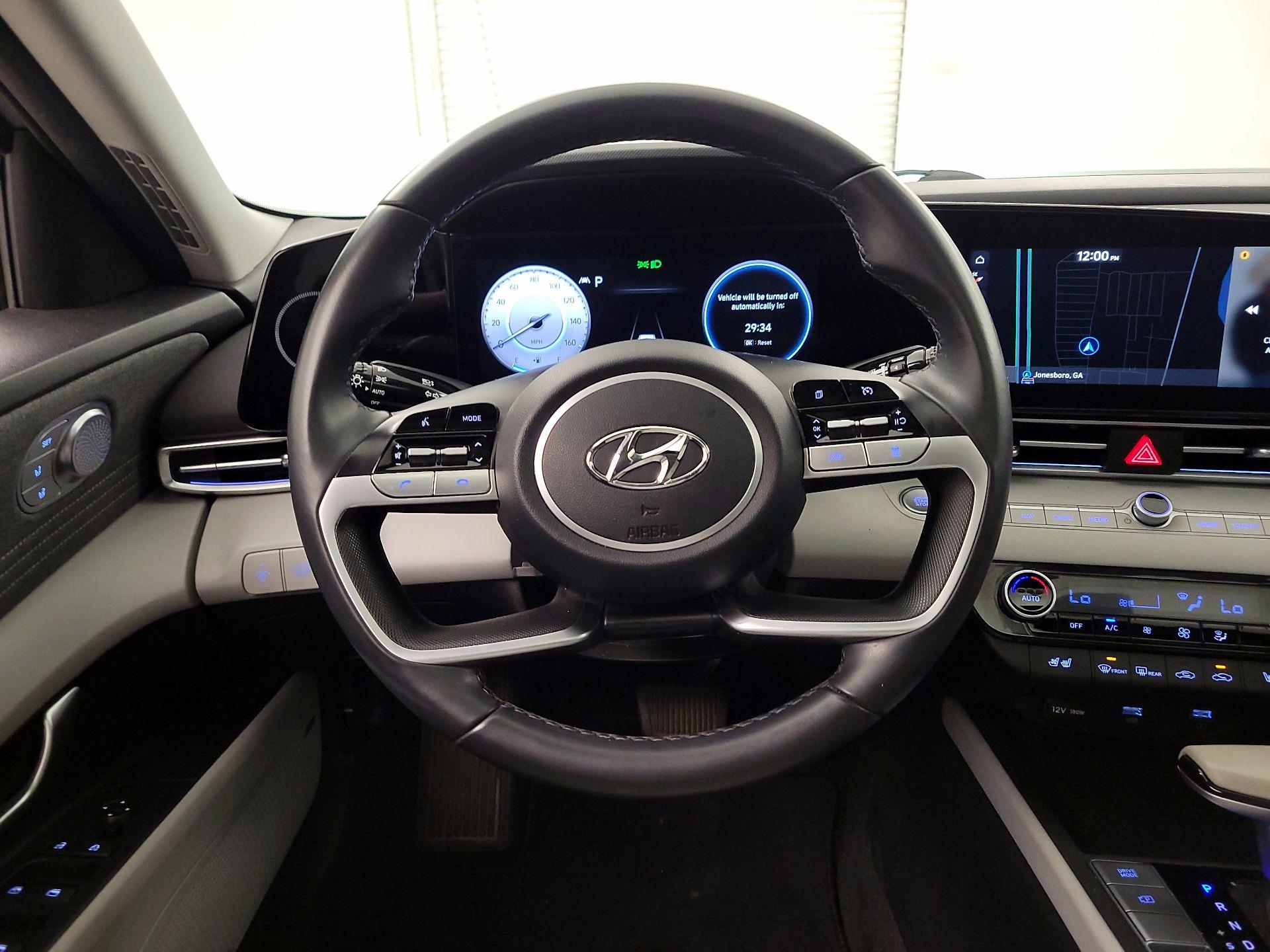 Thumbnail: 2023 Hyundai Elantra - 10